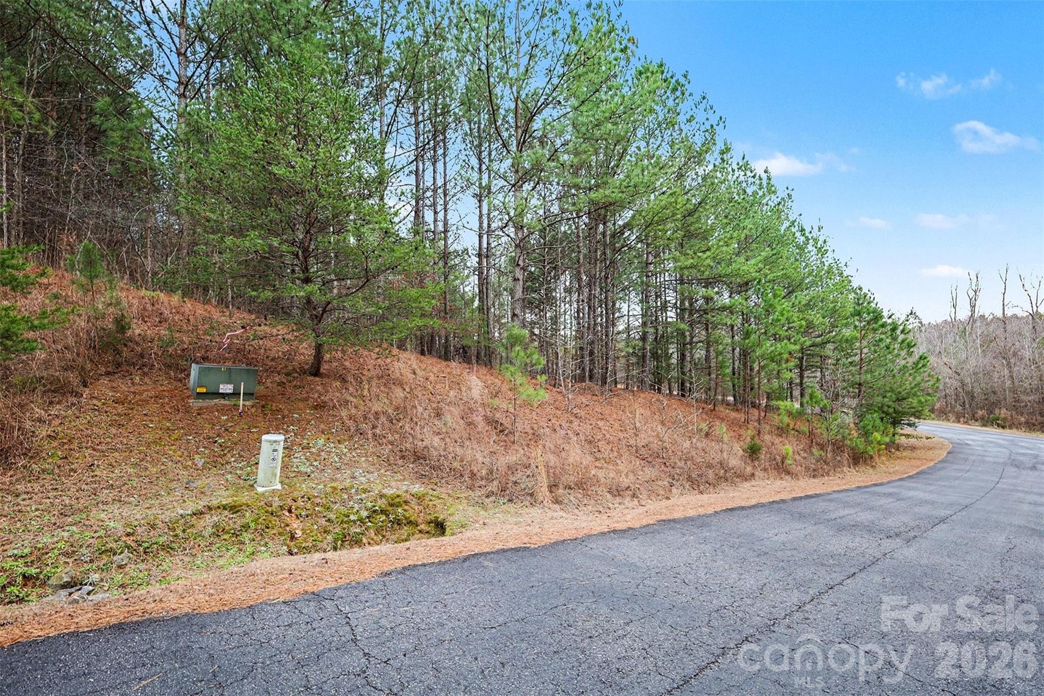 140 Riverview Drive Property Photo 7