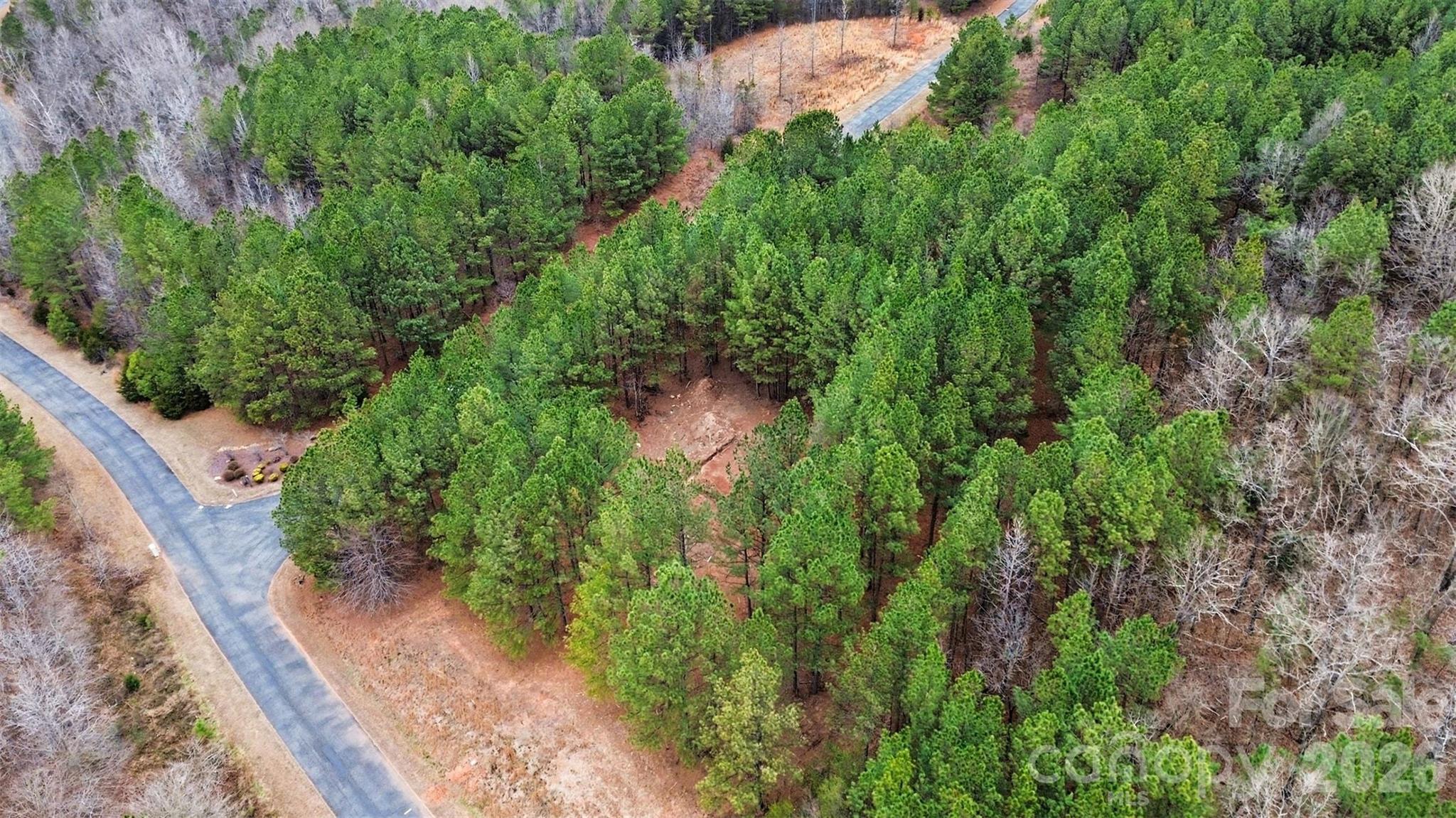 140 Riverview Drive Property Photo 11