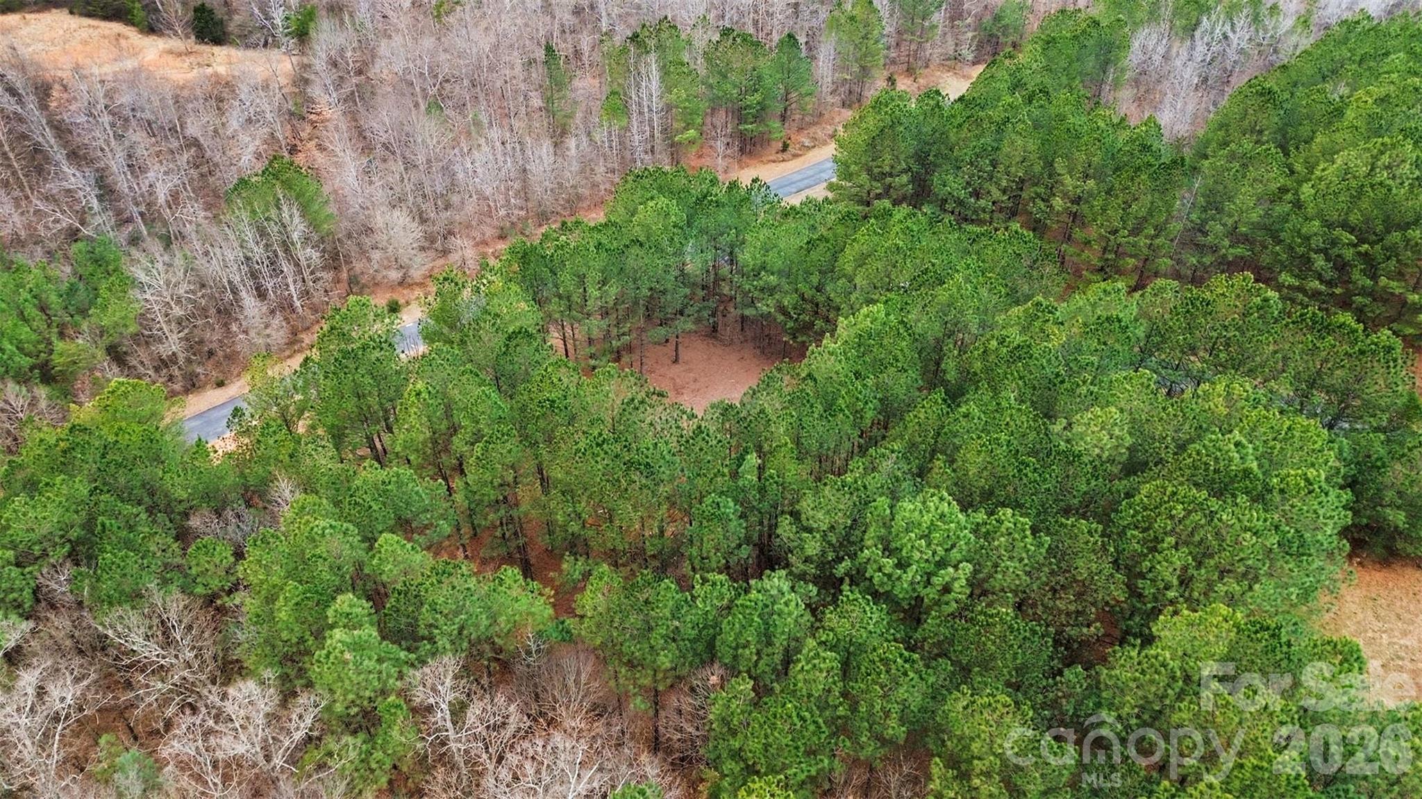 140 Riverview Drive Property Photo 16