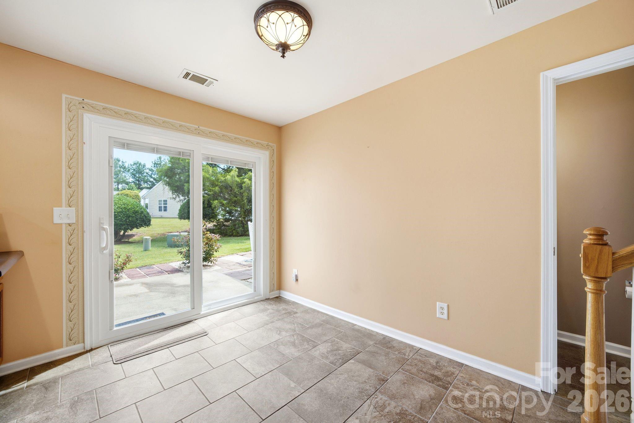 8038 Long House Lane Property Photo 10
