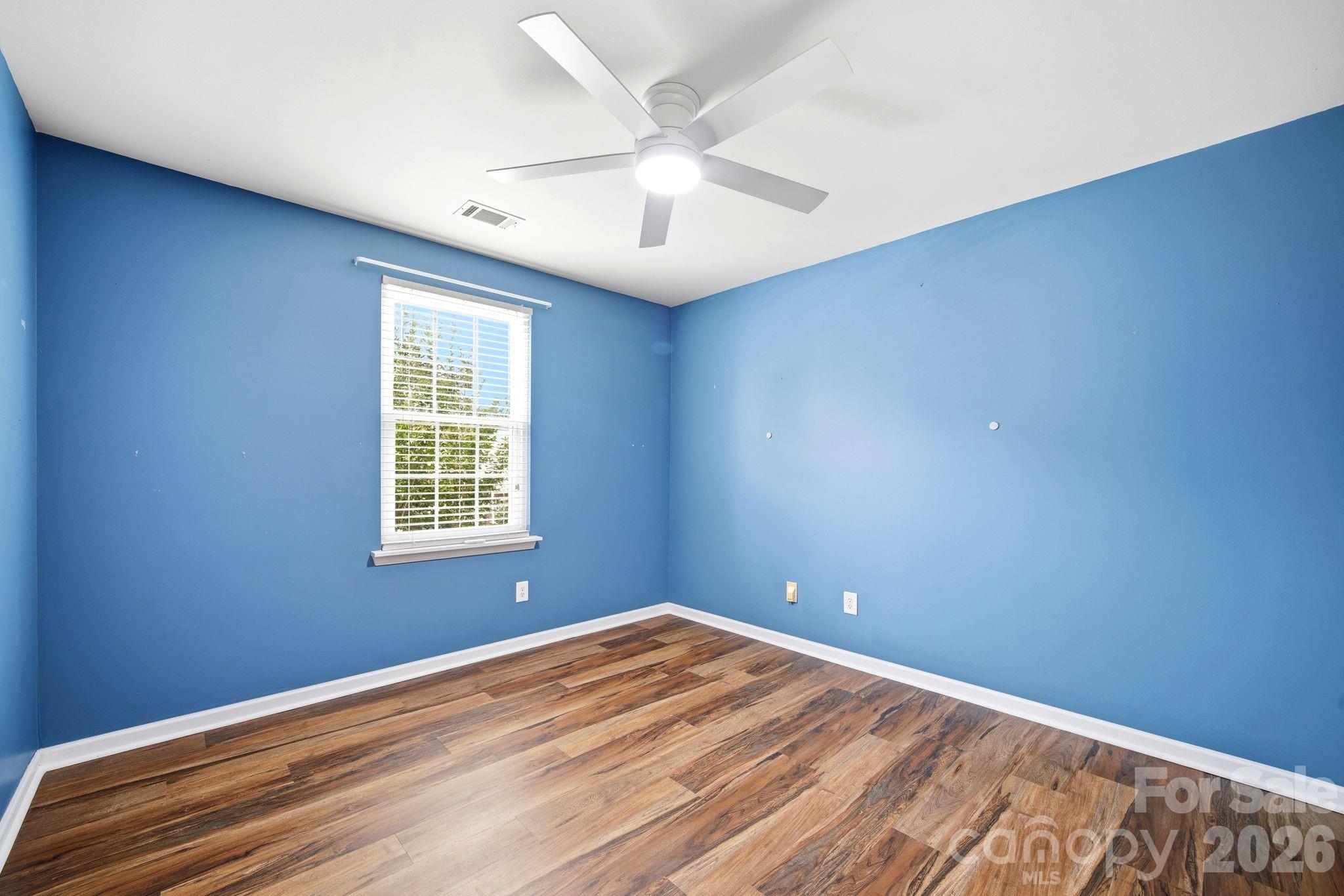 8038 Long House Lane Property Photo 29