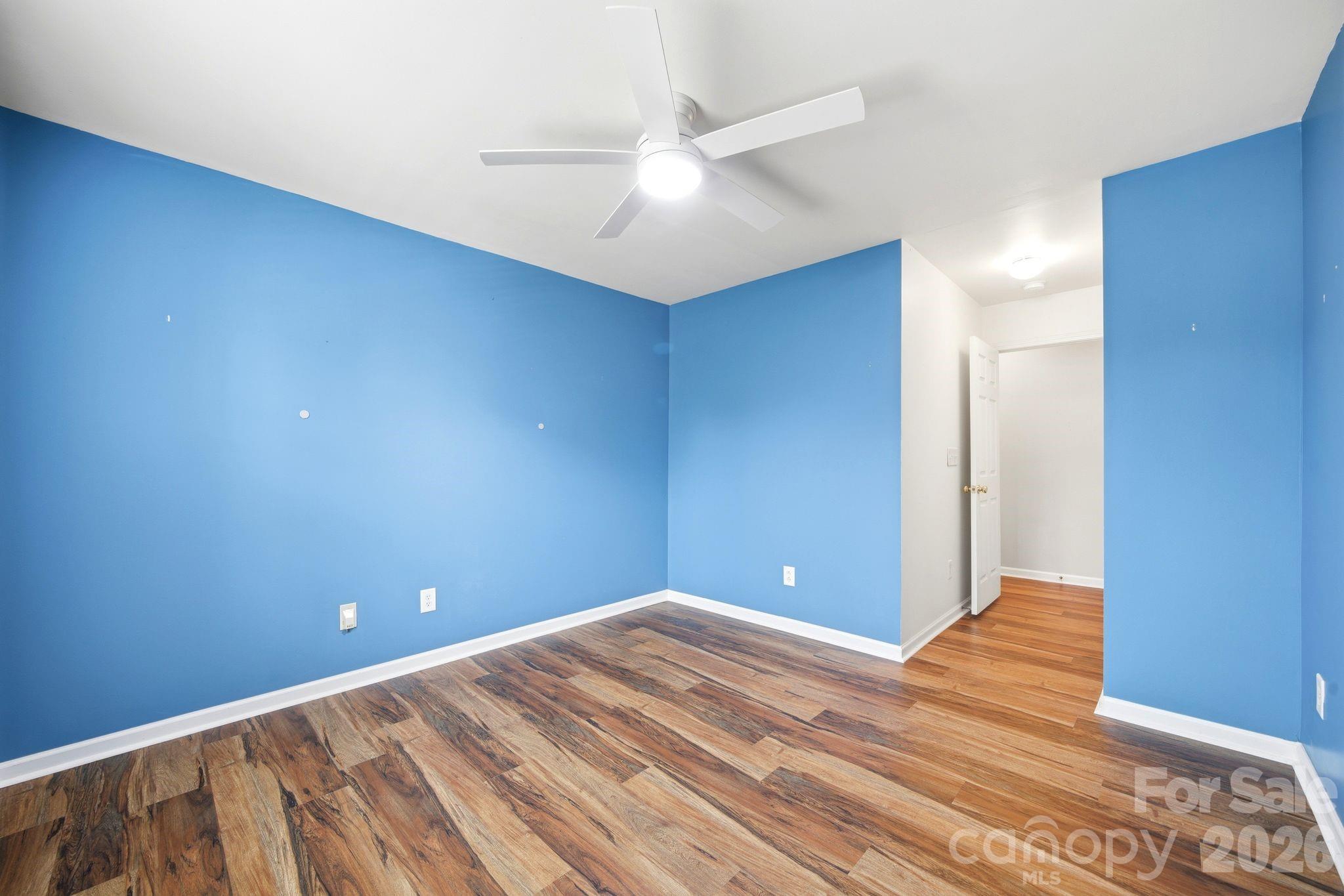 8038 Long House Lane Property Photo 30