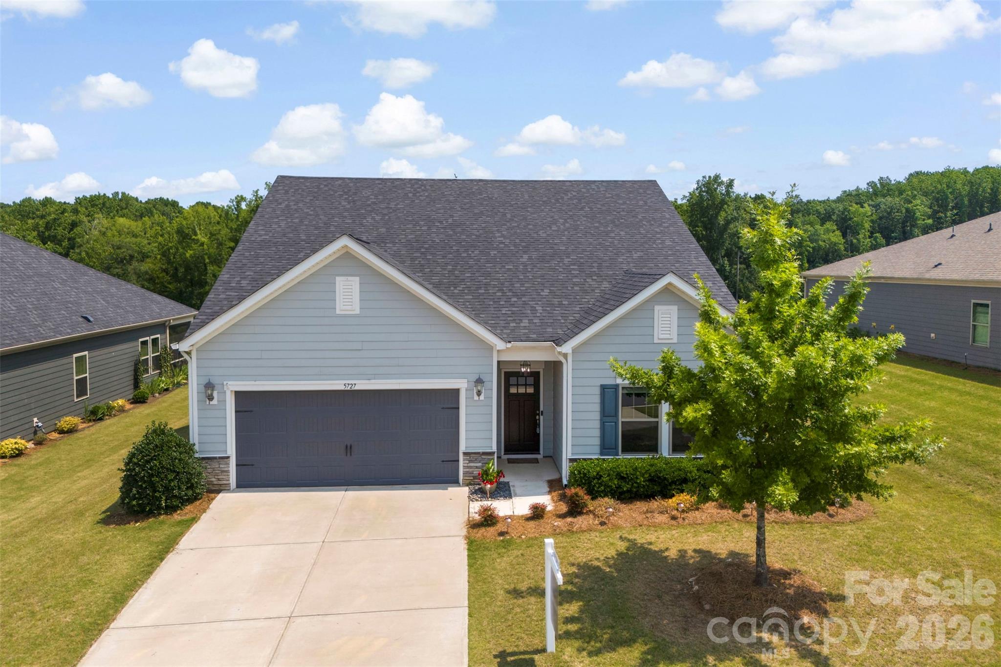 5727 Lavaux Court Property Photo 1