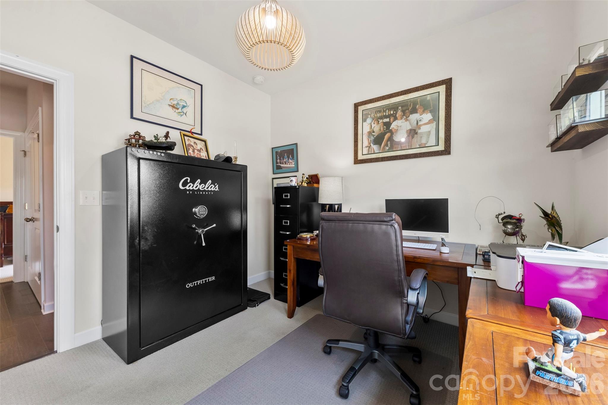 5727 Lavaux Court Property Photo 4