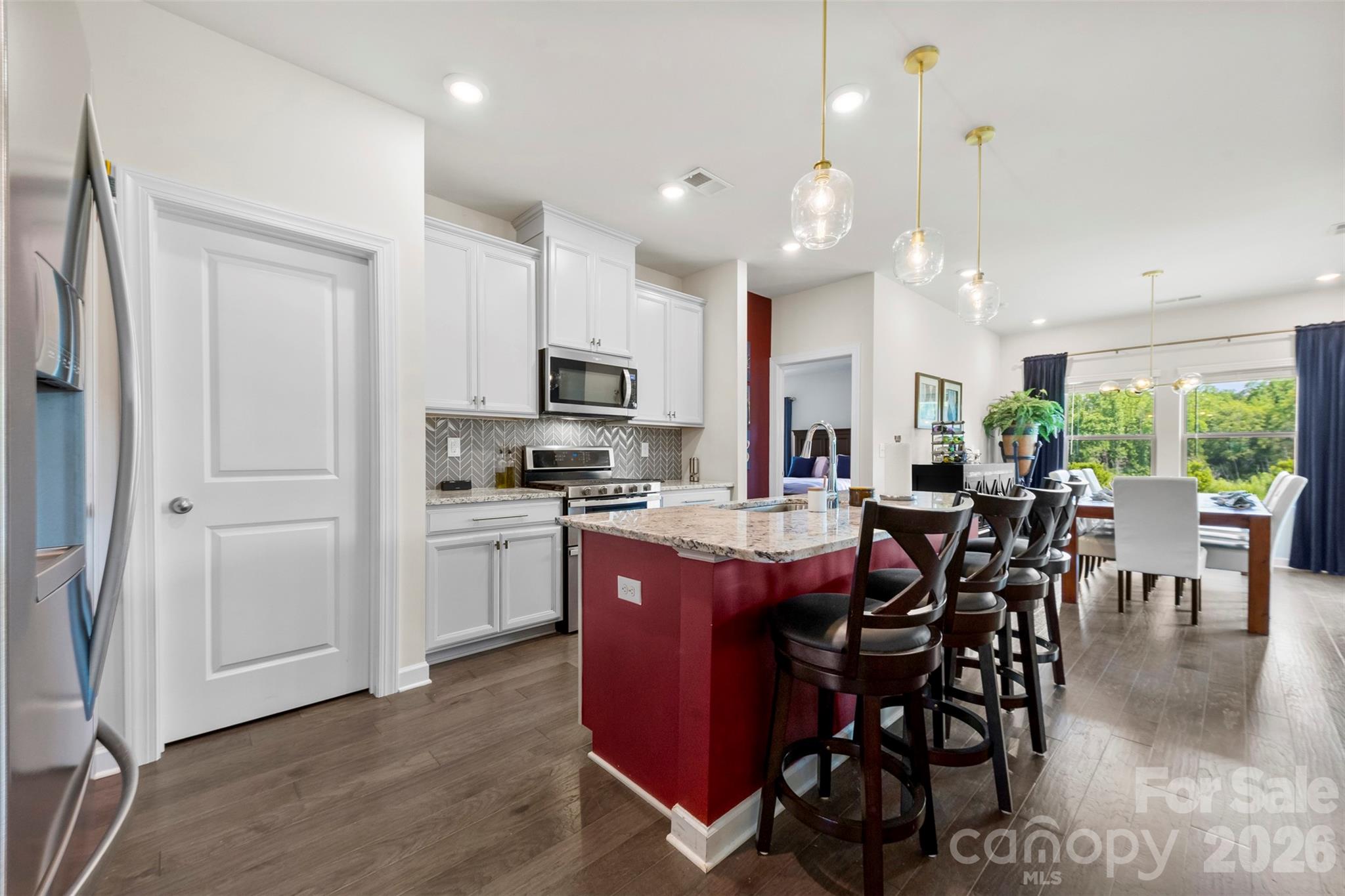 5727 Lavaux Court Property Photo 9