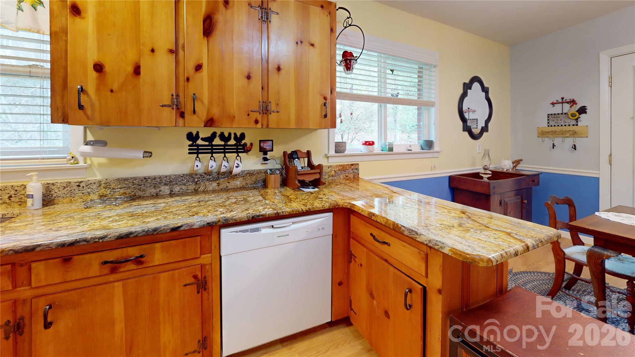 979 Greenville Highway Property Photo 16