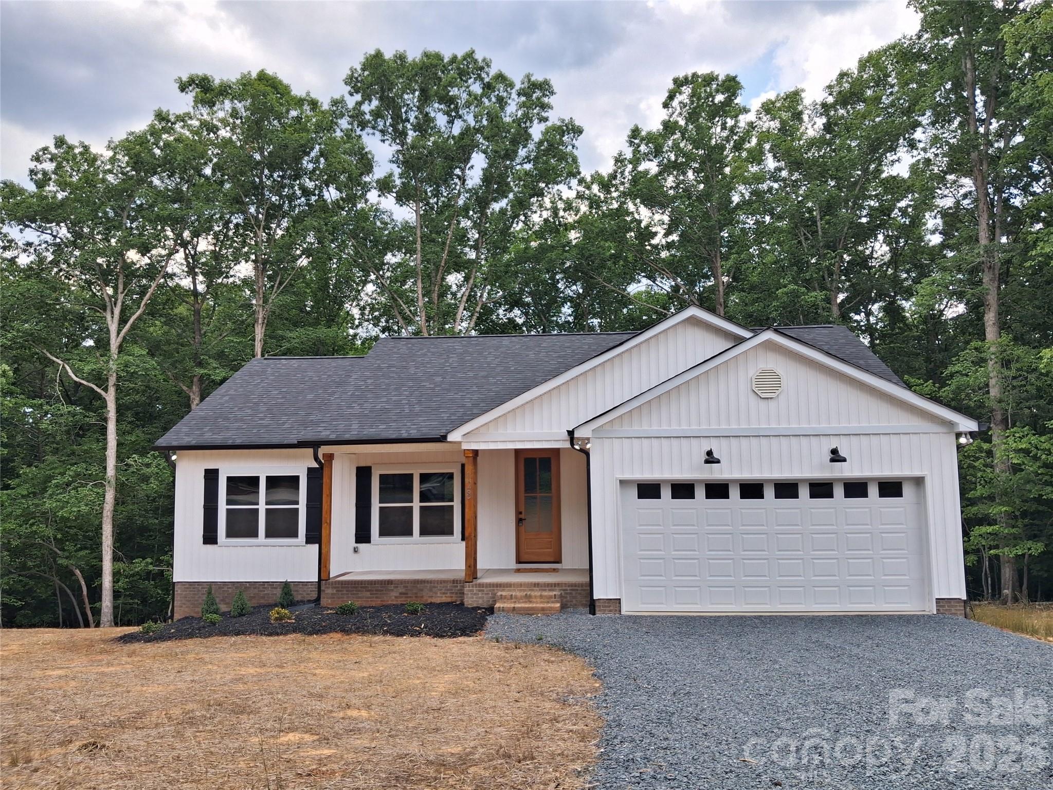 128 Hedgeline Drive Property Photo 1