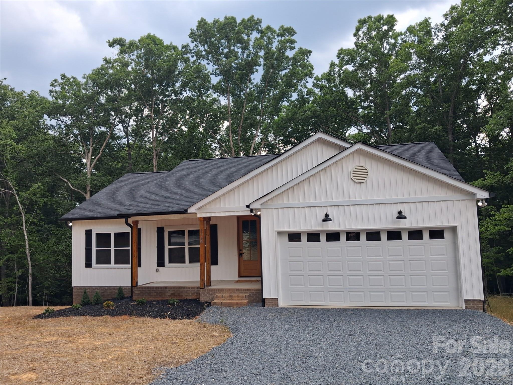 128 Hedgeline Drive Property Photo 2