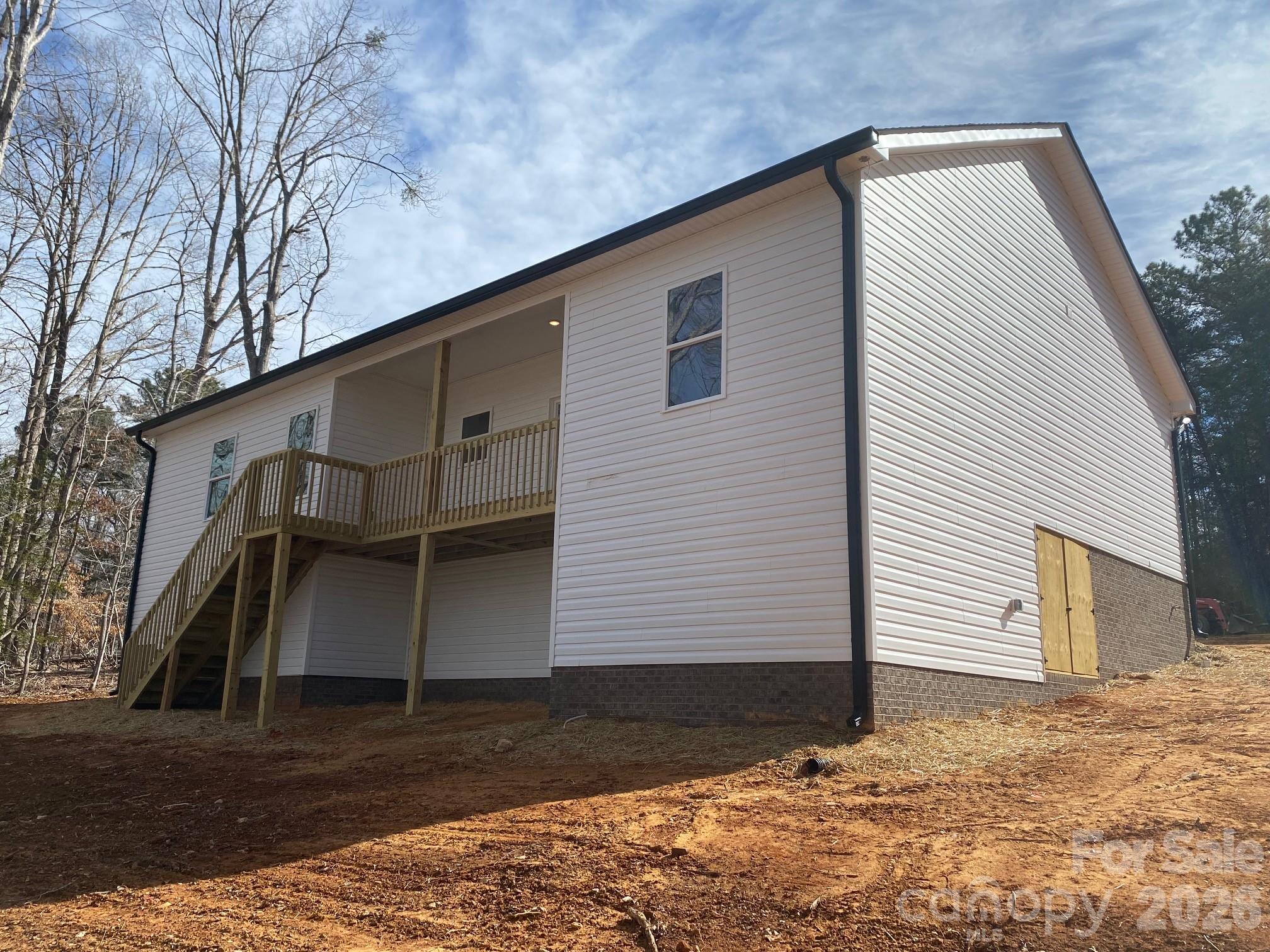 128 Hedgeline Drive Property Photo 8