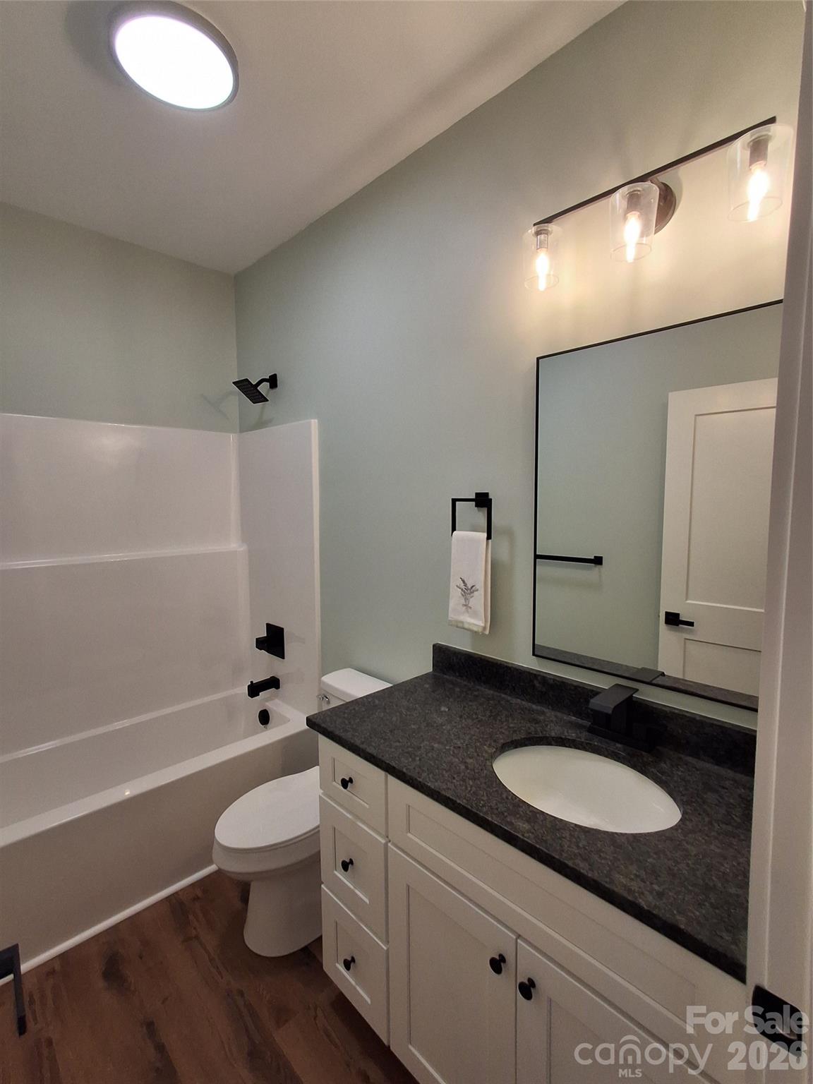 128 Hedgeline Drive Property Photo 23