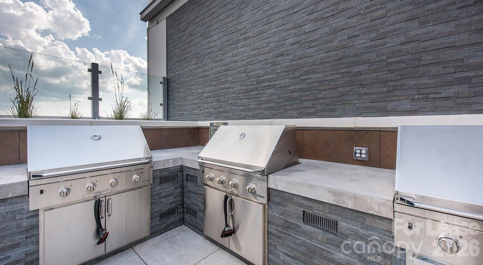 525 S Church Street 1e Property Photo 19