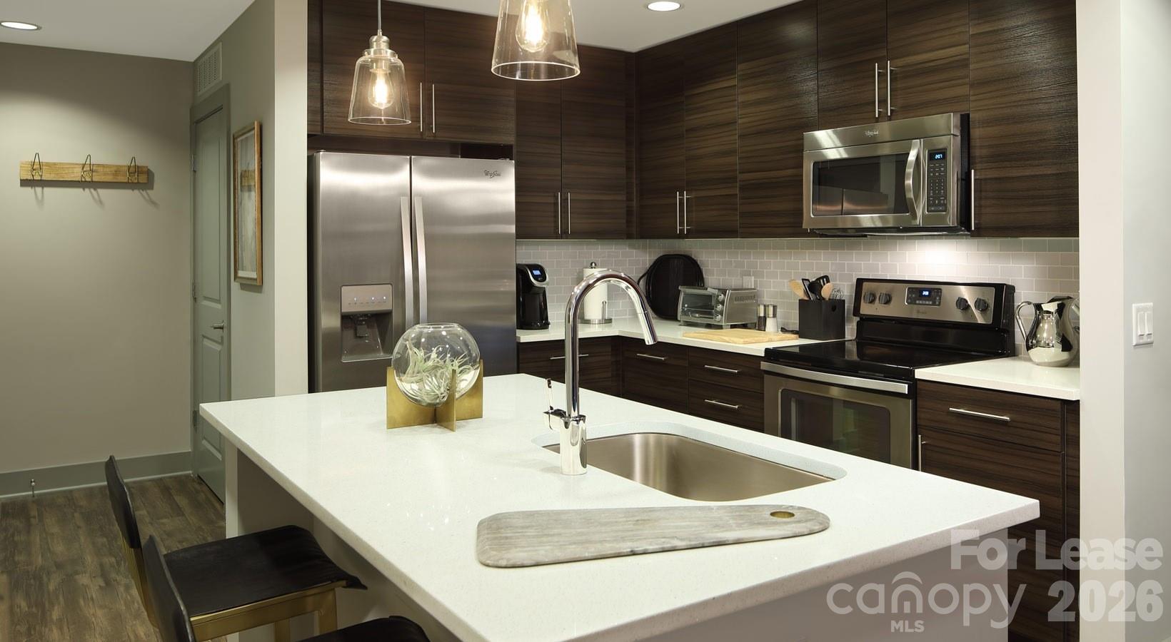 525 S Church Street 1e Property Photo 26