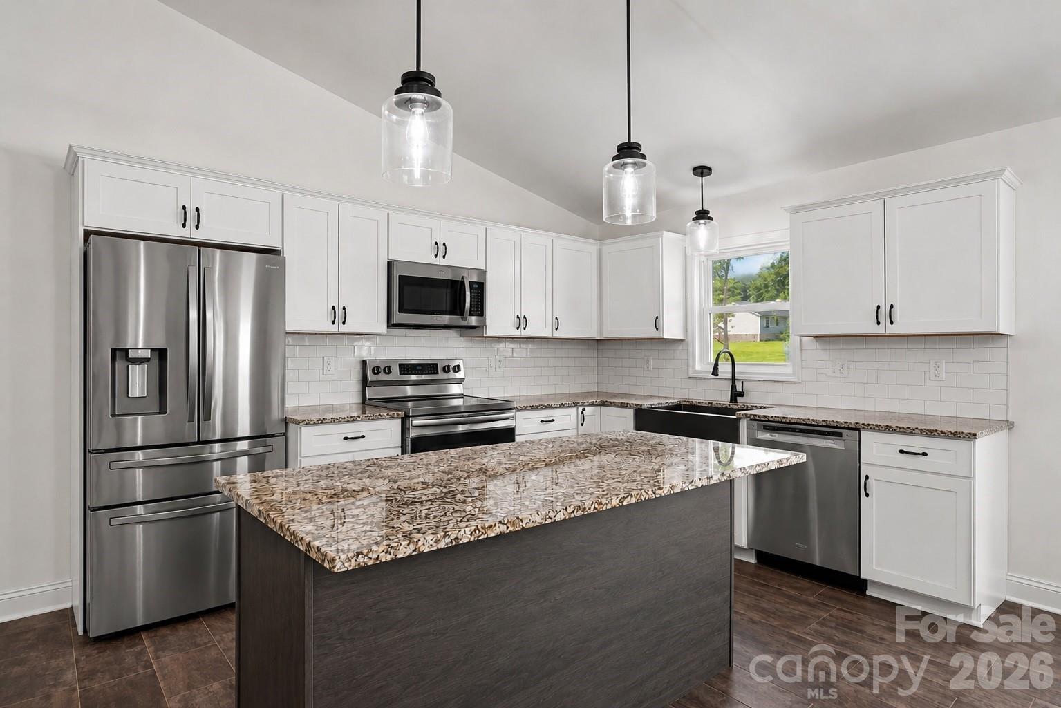 3620 Arrowhead Road Property Photo 3