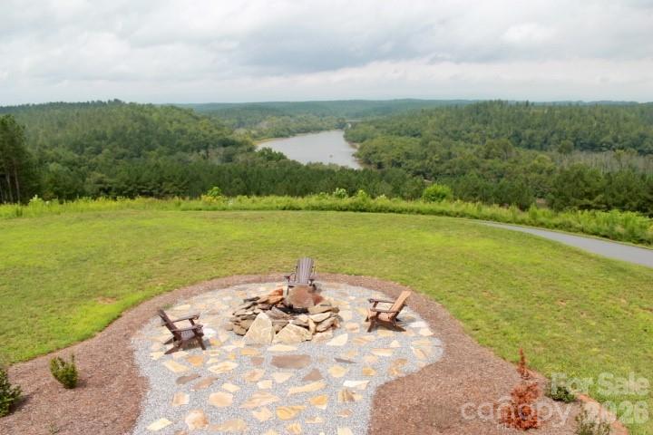 374 E Settings Boulevard Property Photo 10
