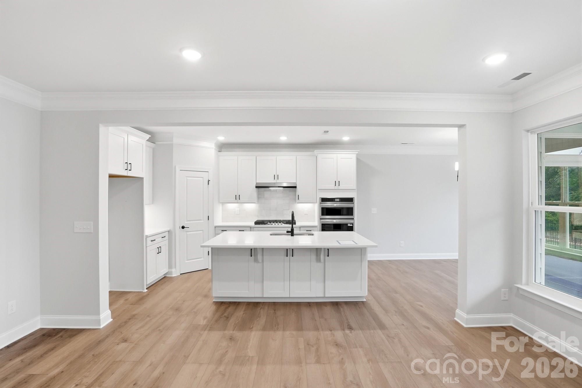 3062 Constitution Lane Property Photo 18