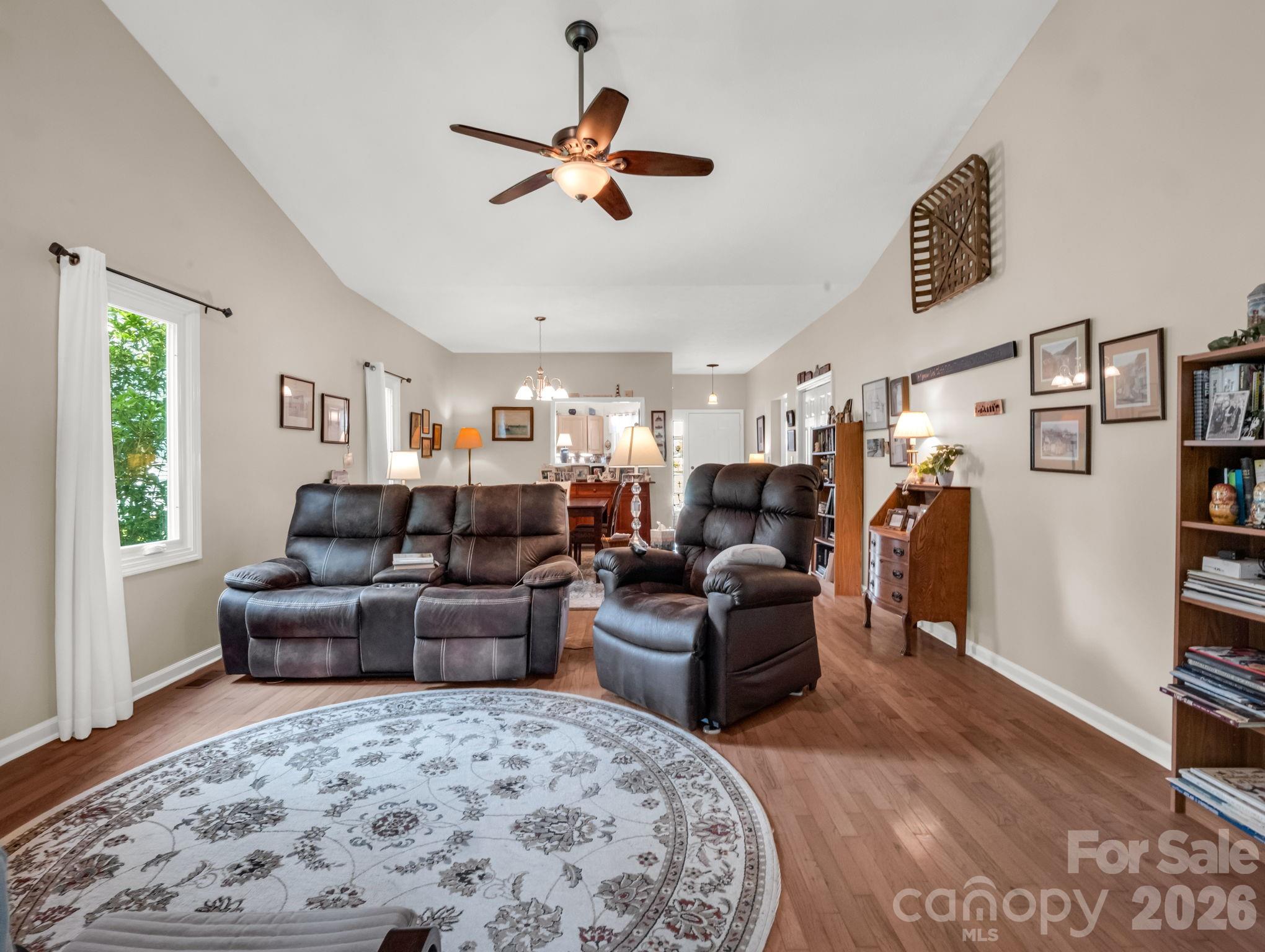 20 Country Meadows Lane Property Photo 17