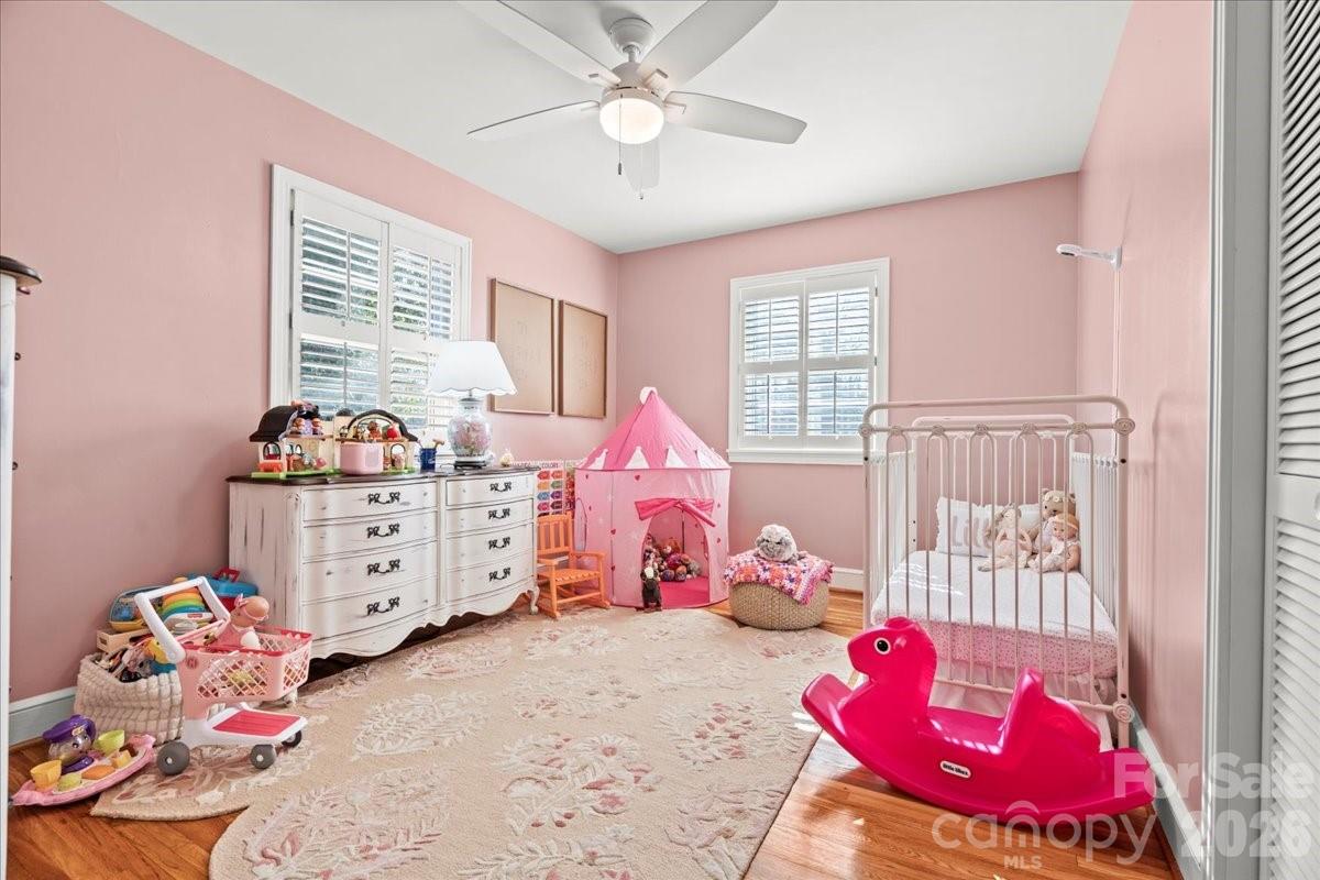 313 W Pigg Street Property Photo 33