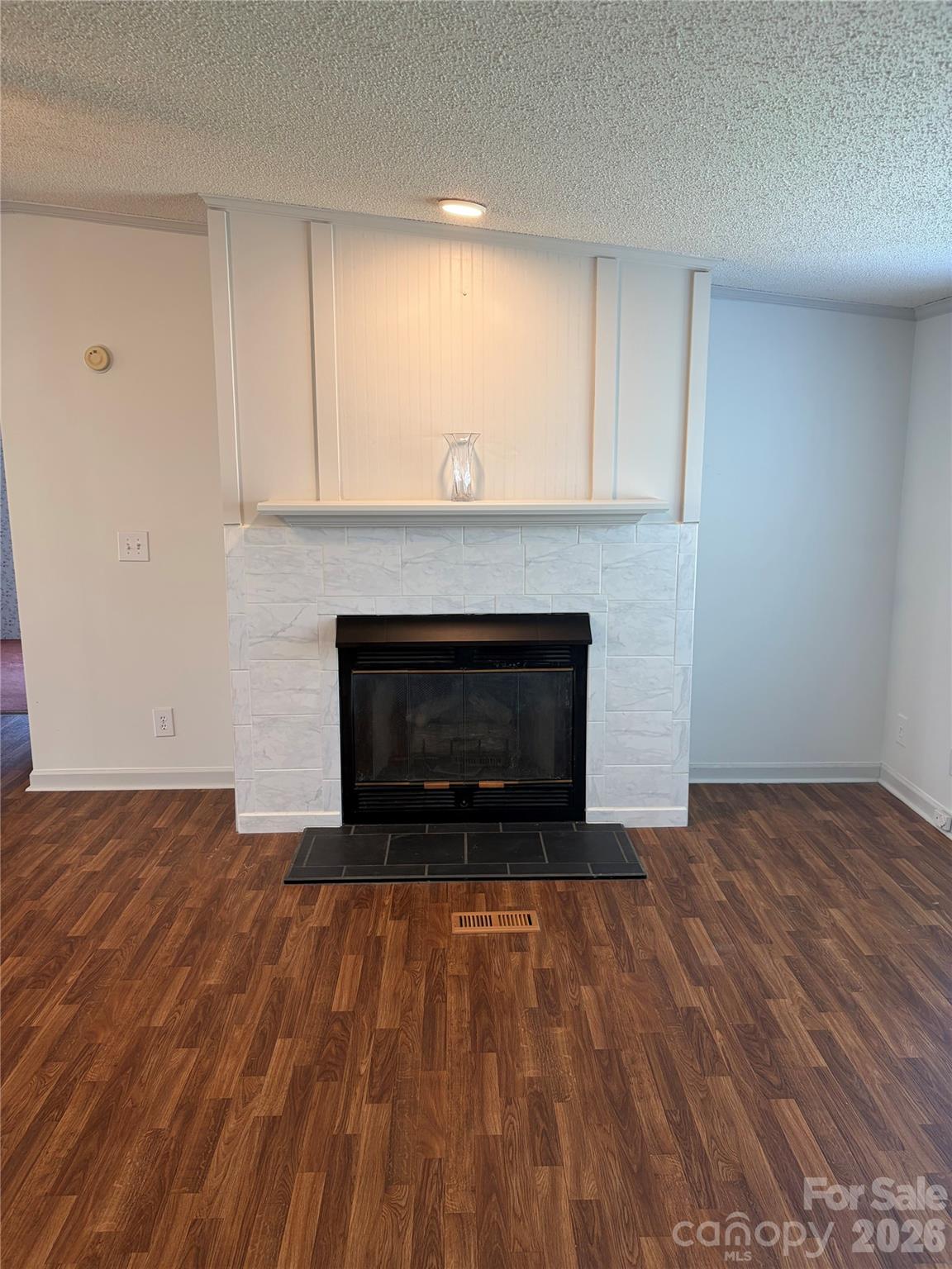 261 White Ash Circle Property Photo 4
