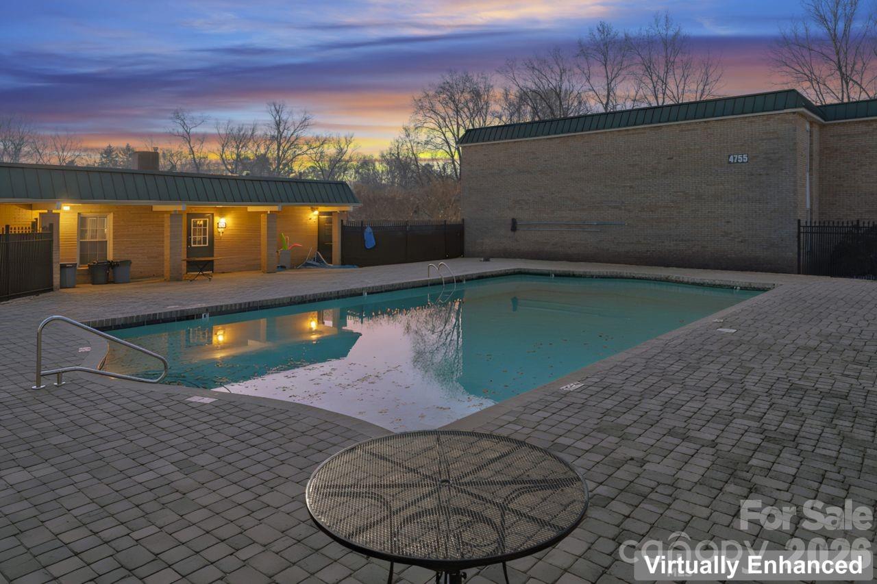 4747 Hedgemore Drive B Property Photo 34