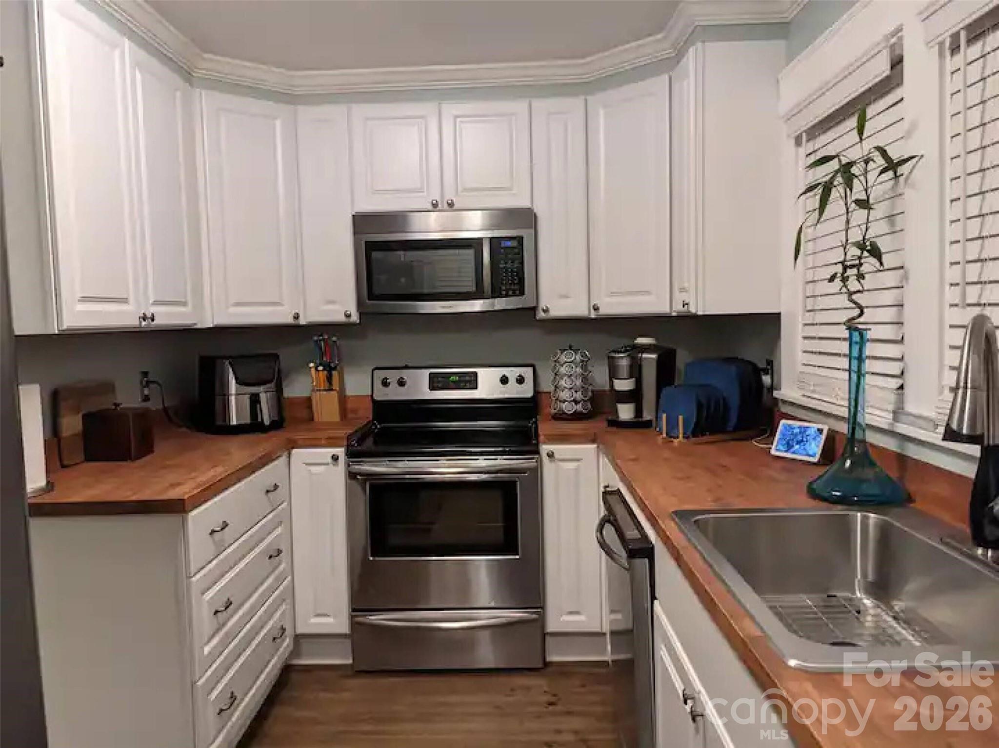 4033 W Tyvola Road Property Photo 37