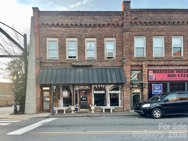 37 S Main Street Property Photo 3