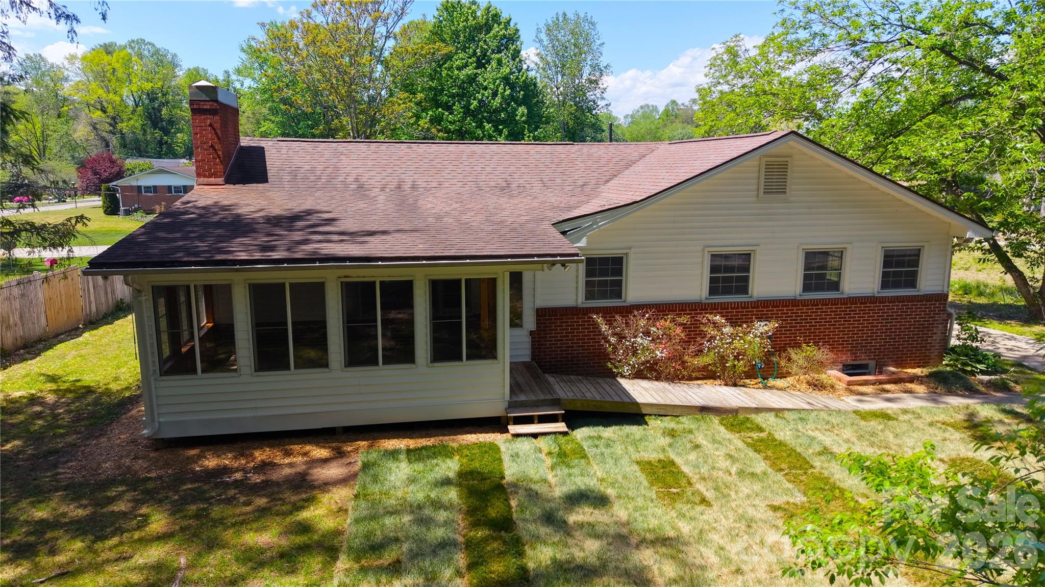 1627 Greenville Highway Property Photo 1