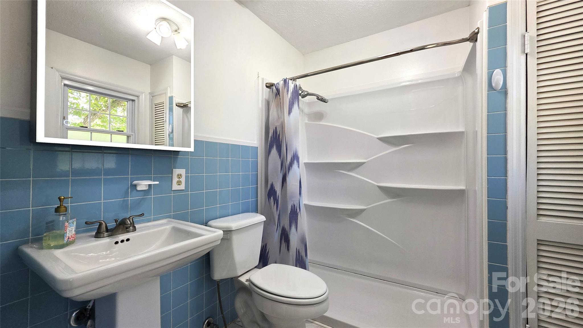 1627 Greenville Highway Property Photo 7