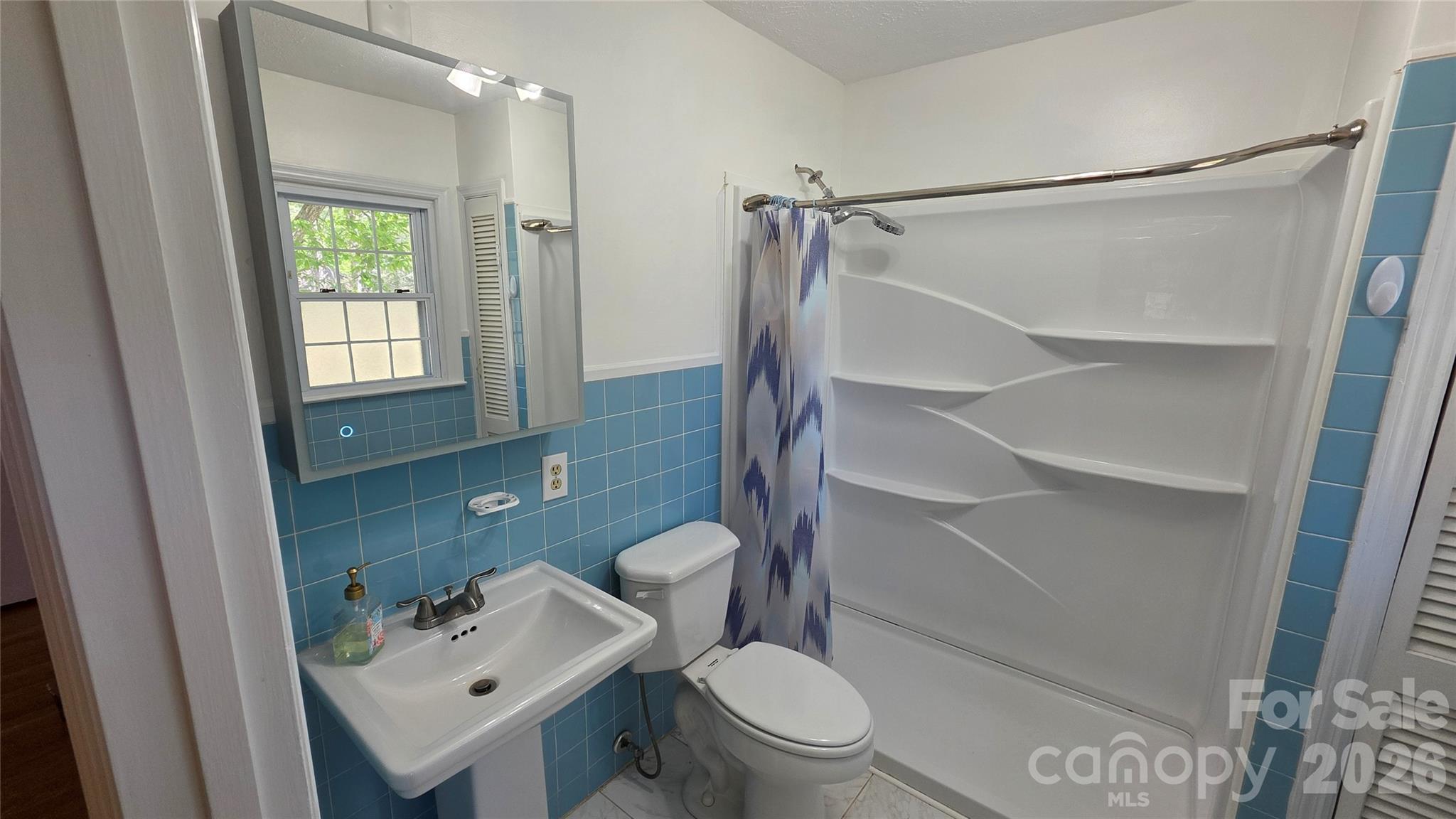 1627 Greenville Highway Property Photo 13