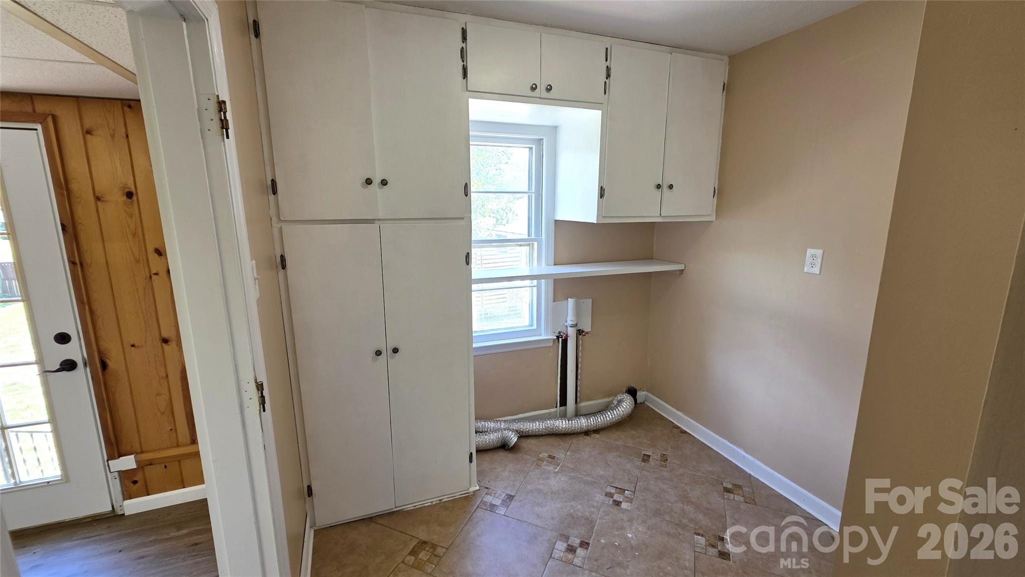 1627 Greenville Highway Property Photo 25