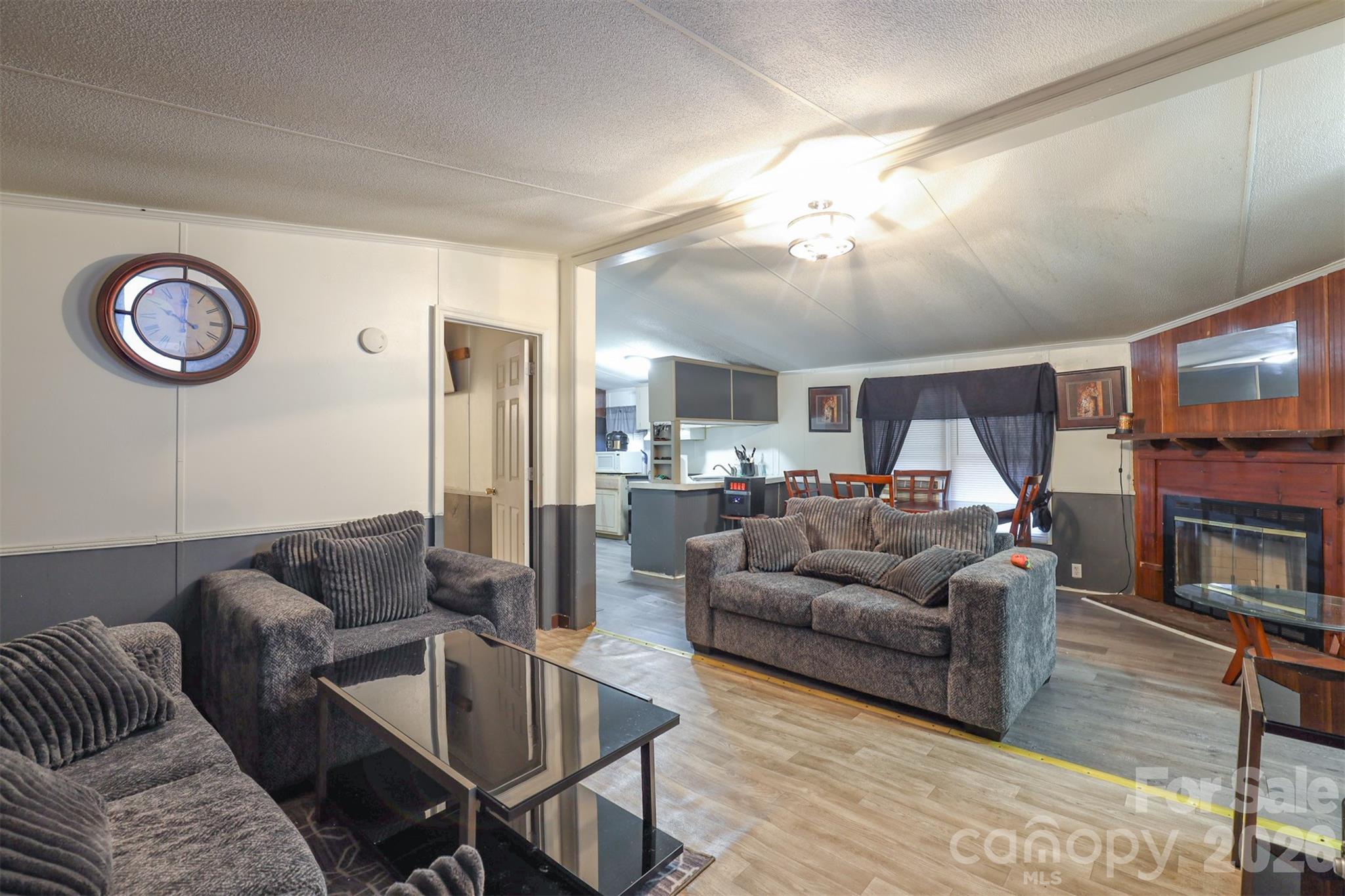 1224 Astoria Road Property Photo 7