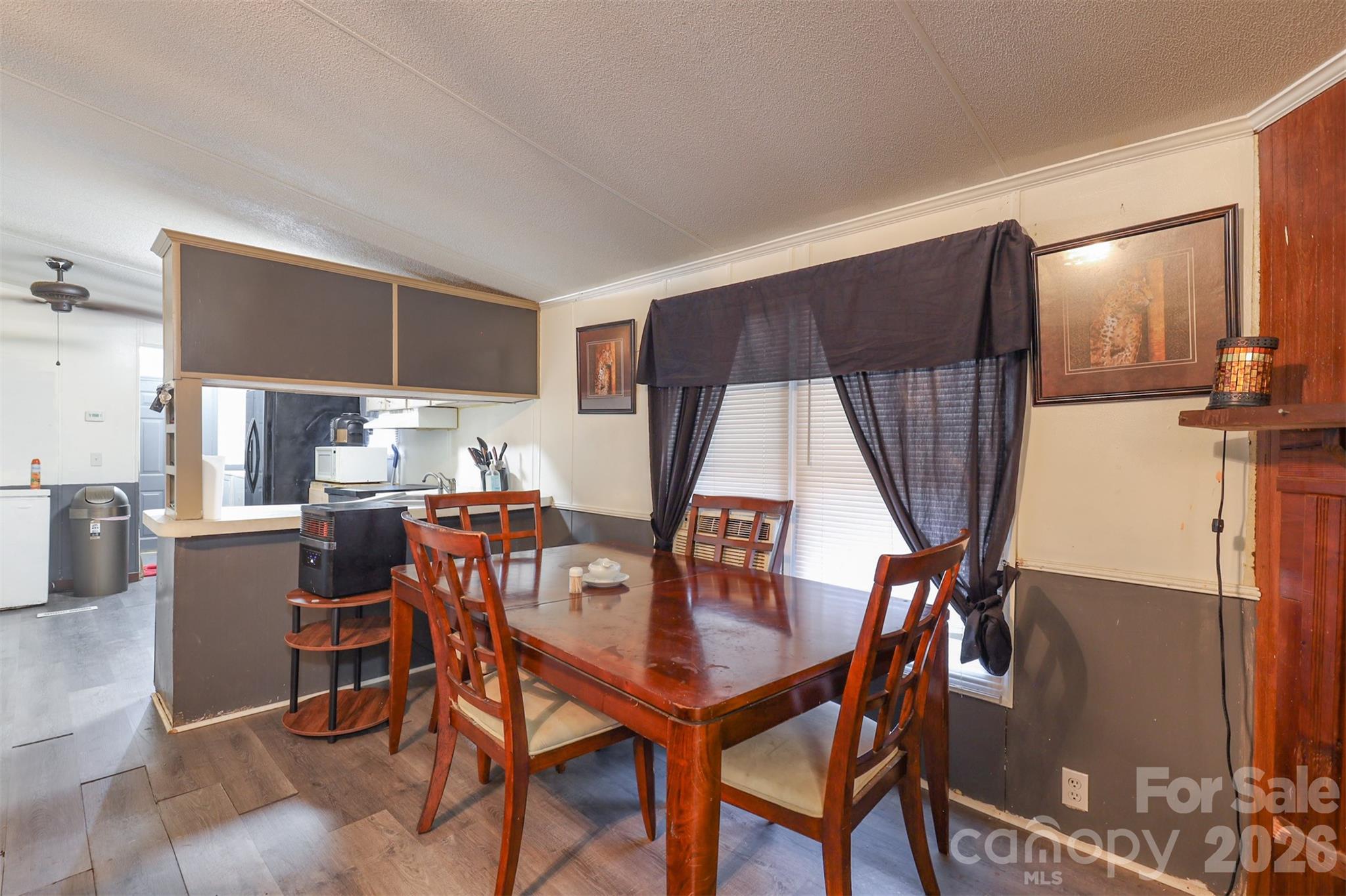 1224 Astoria Road Property Photo 9