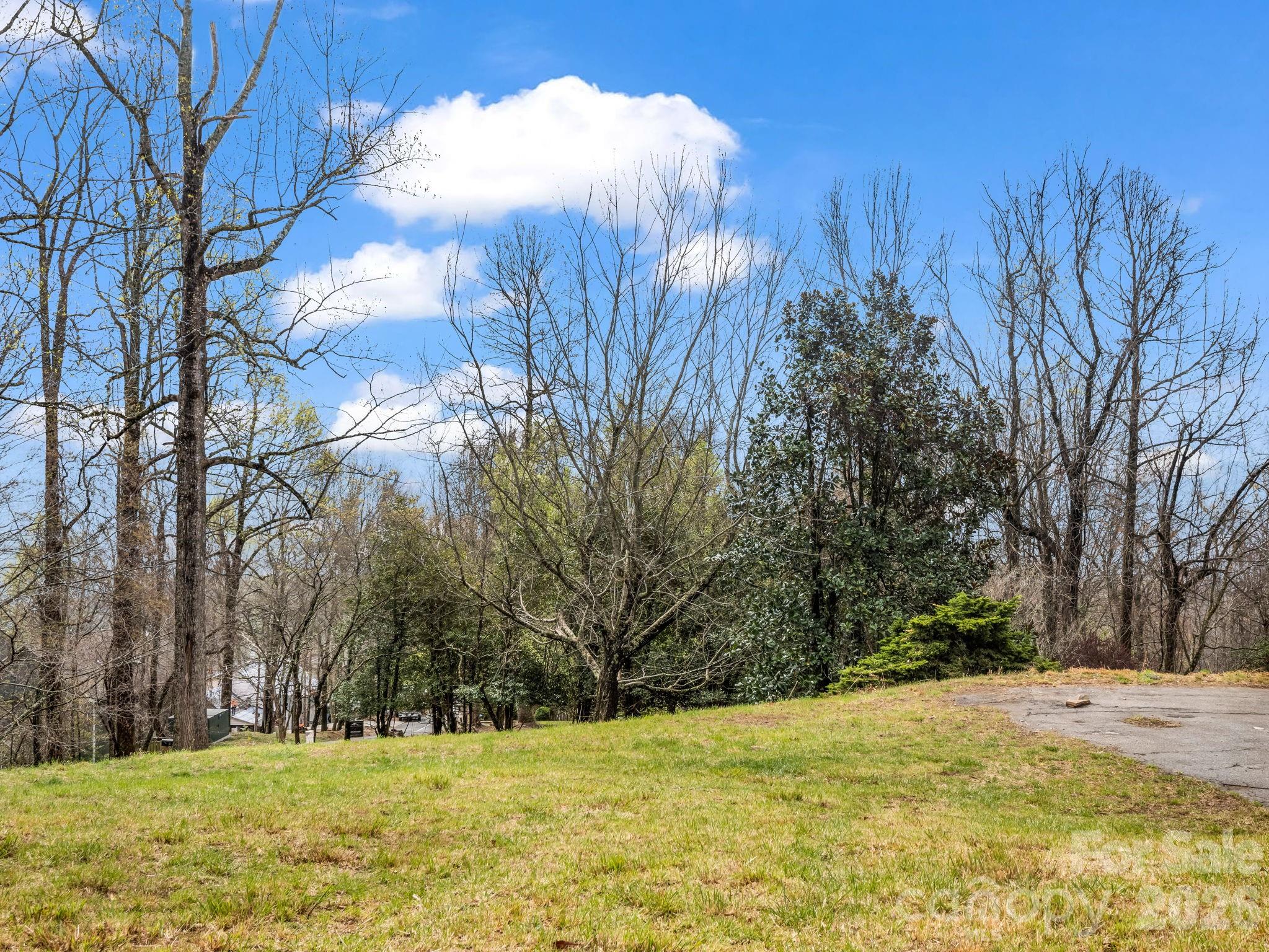 5 Chestnut Top Circle Property Photo 9