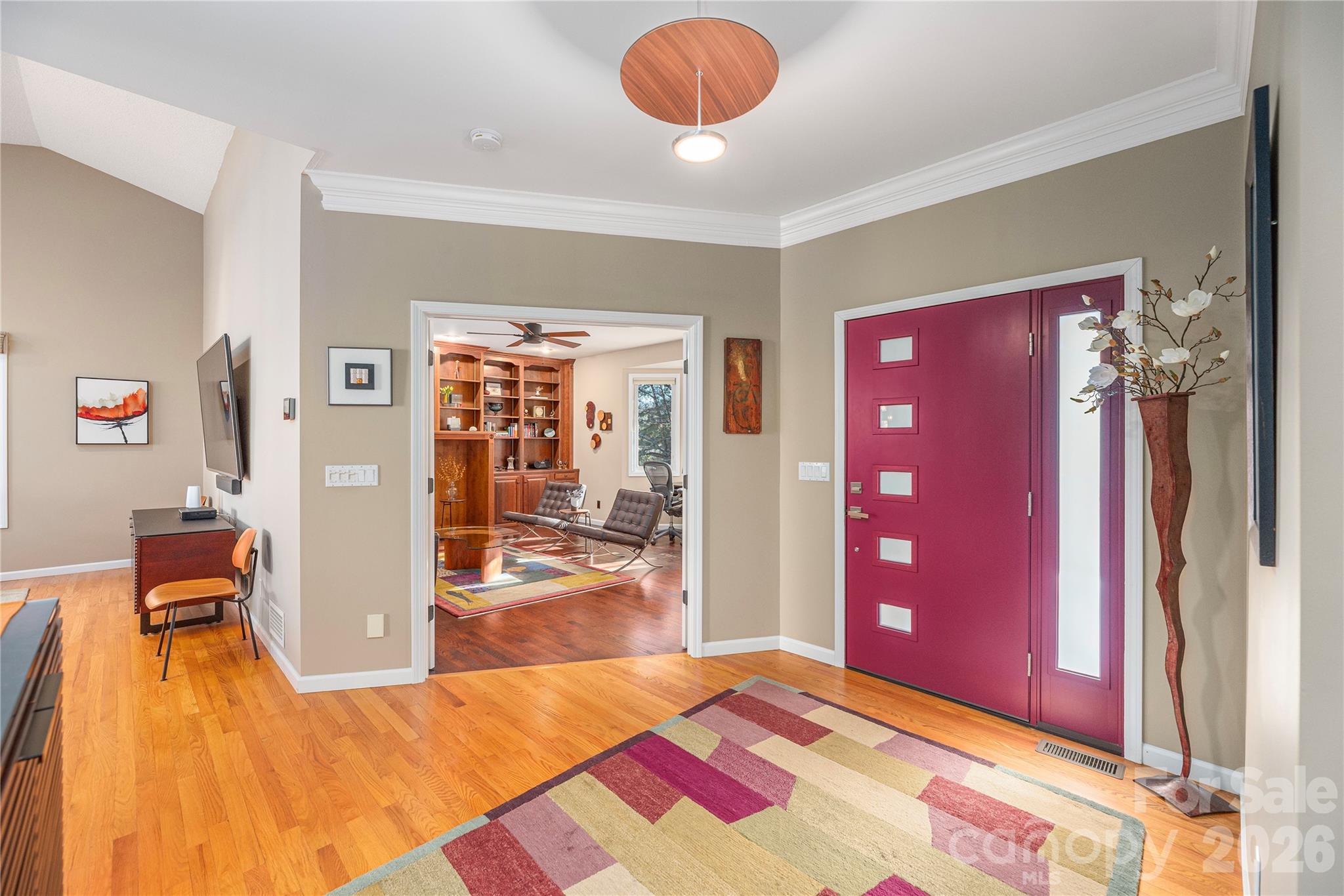35 Hillcreek Drive Property Photo 10