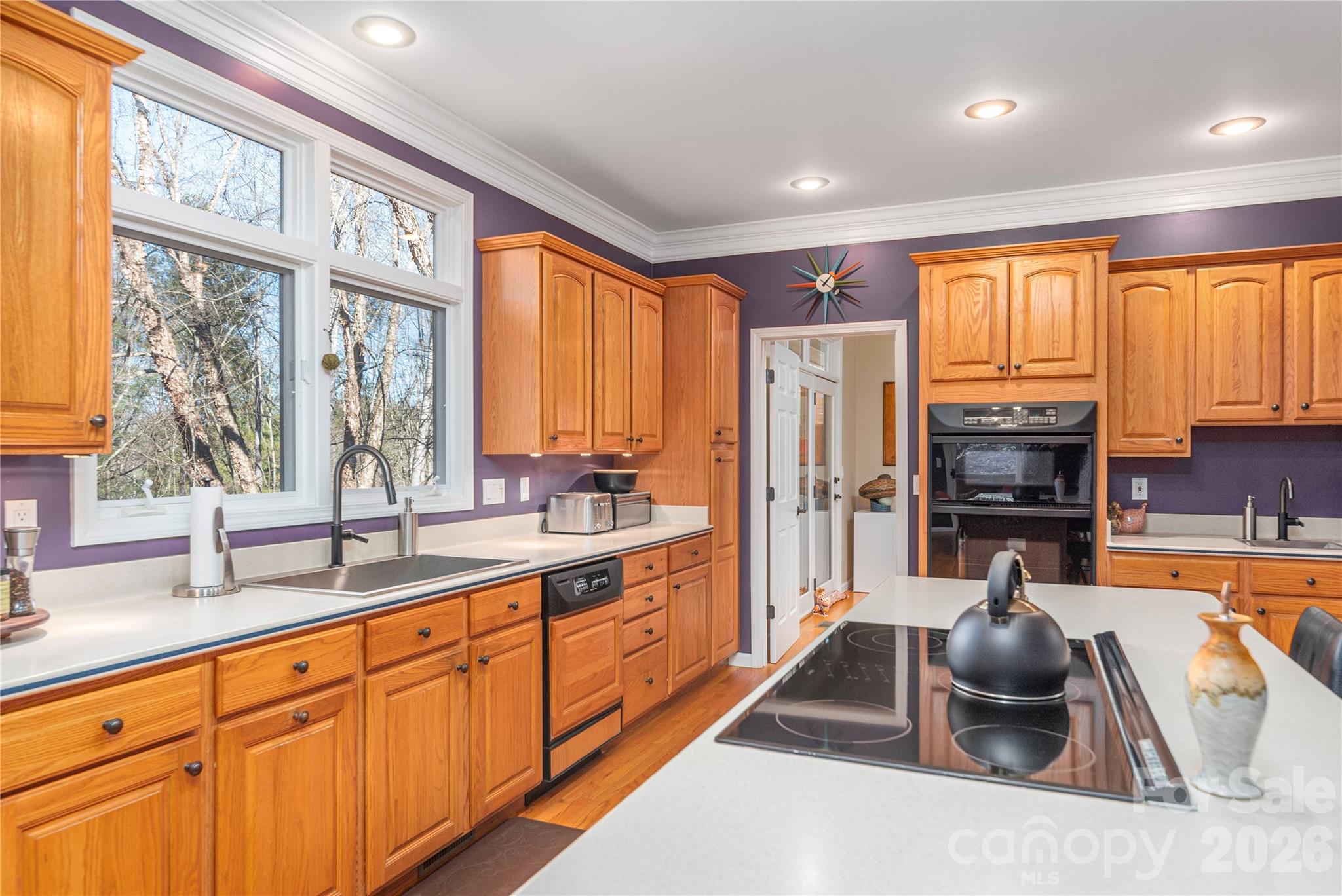 35 Hillcreek Drive Property Photo 19
