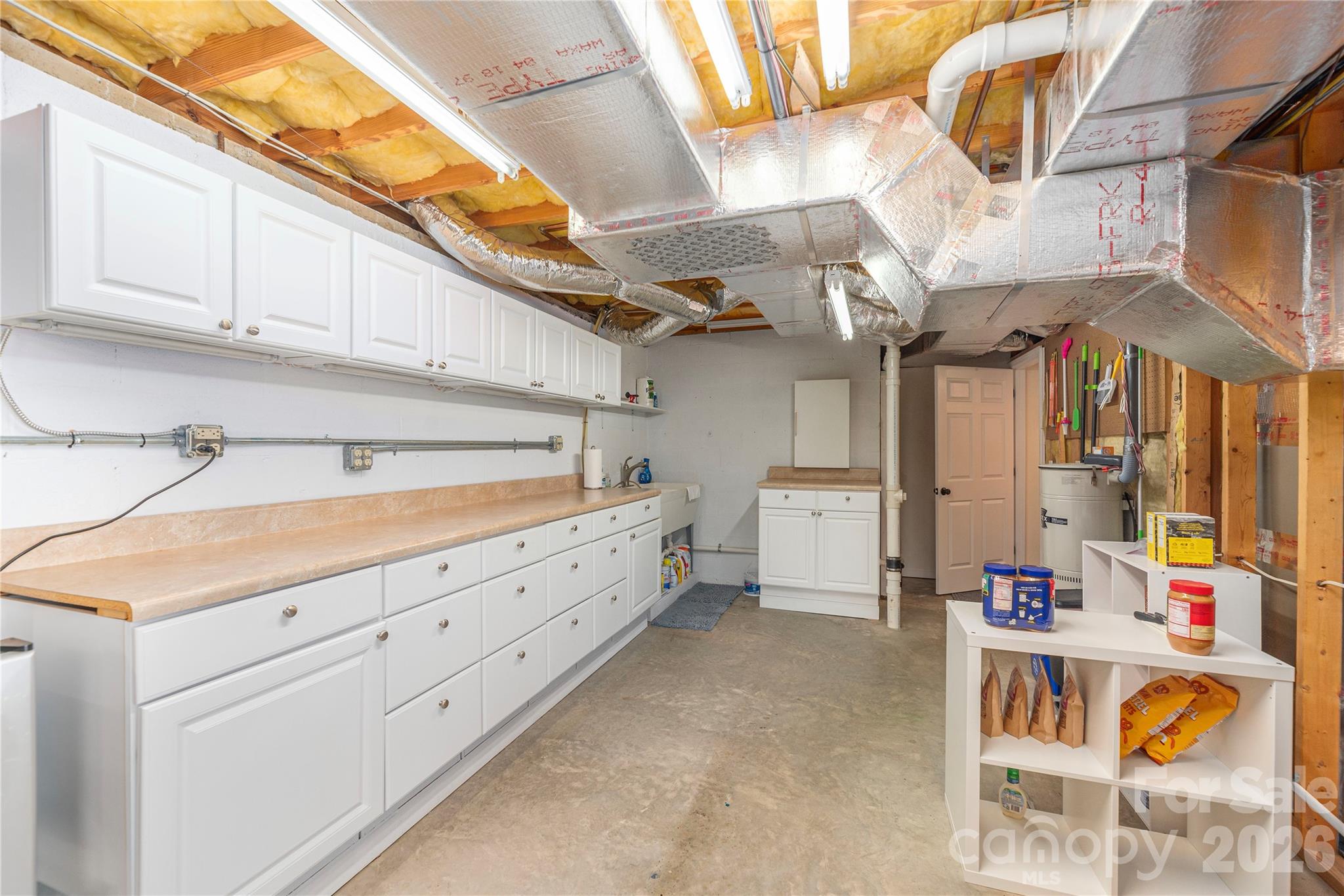 35 Hillcreek Drive Property Photo 40