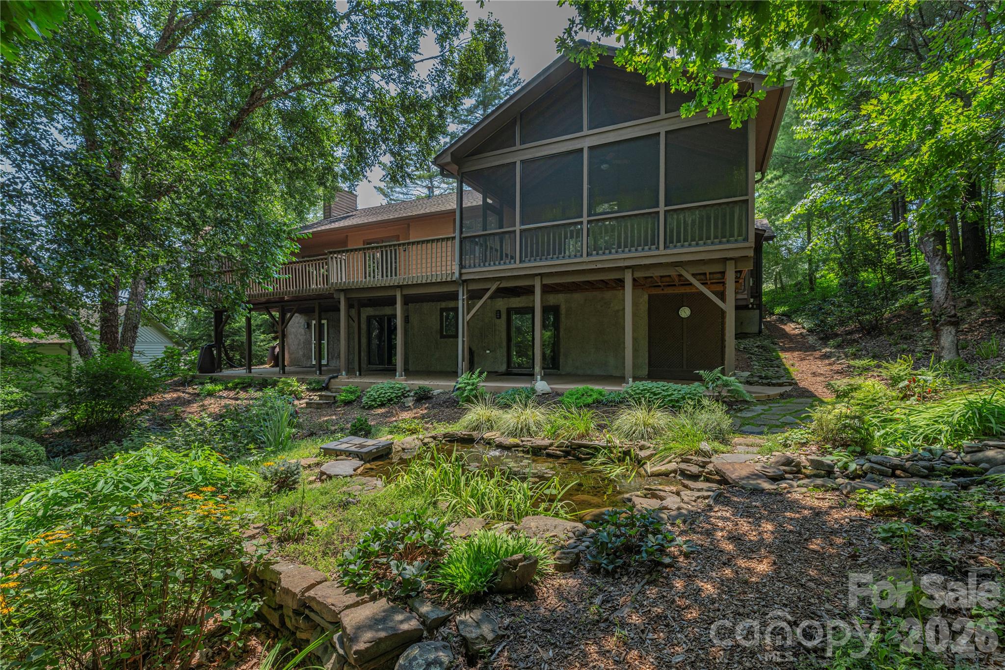 35 Hillcreek Drive Property Photo 43