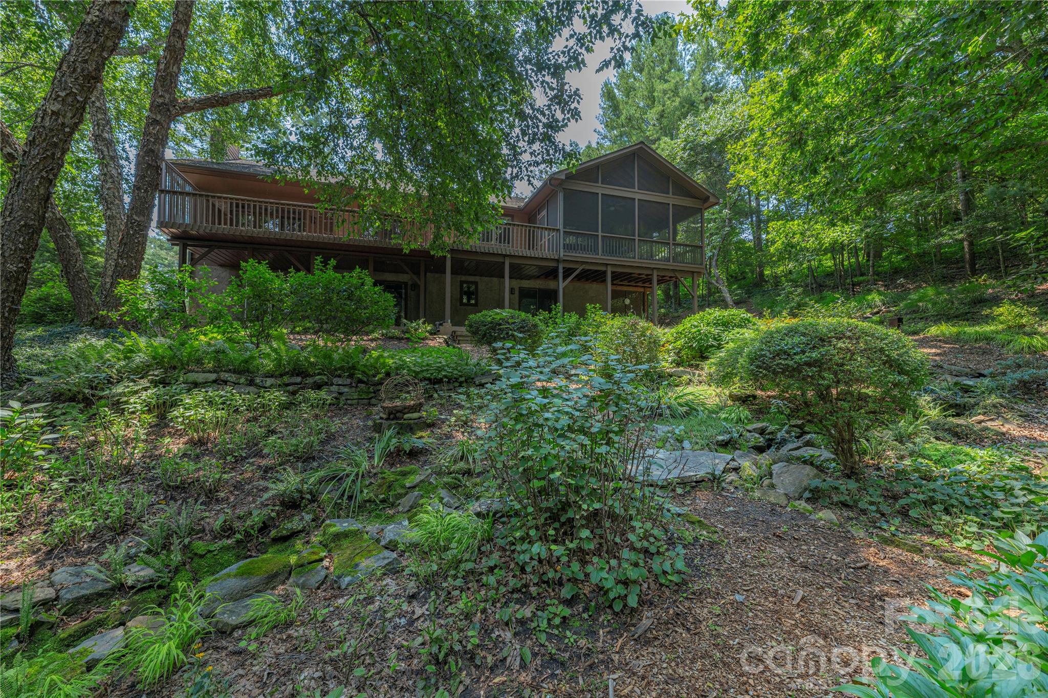 35 Hillcreek Drive Property Photo 44