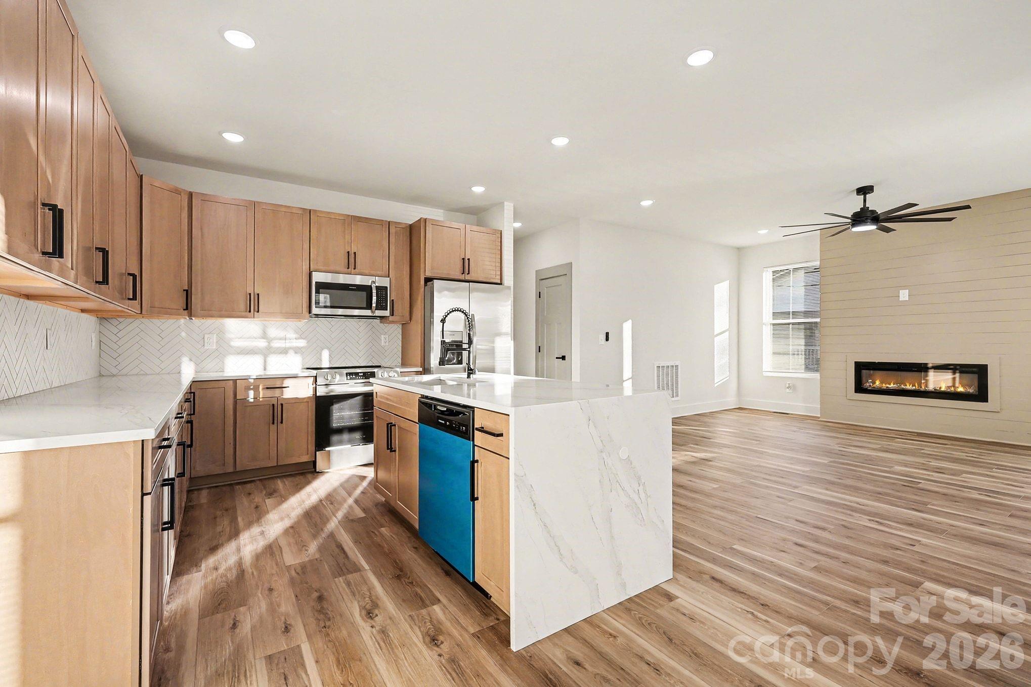 401 Colston Street Property Photo 4