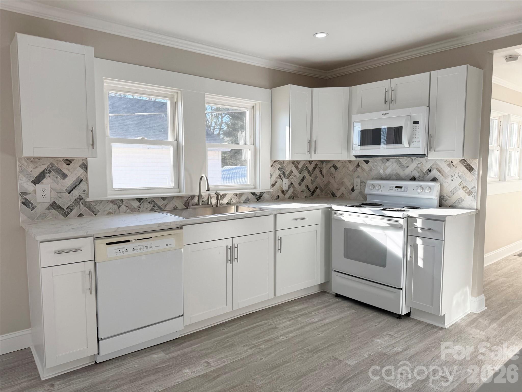 438 Pop Davis Road Property Photo 6