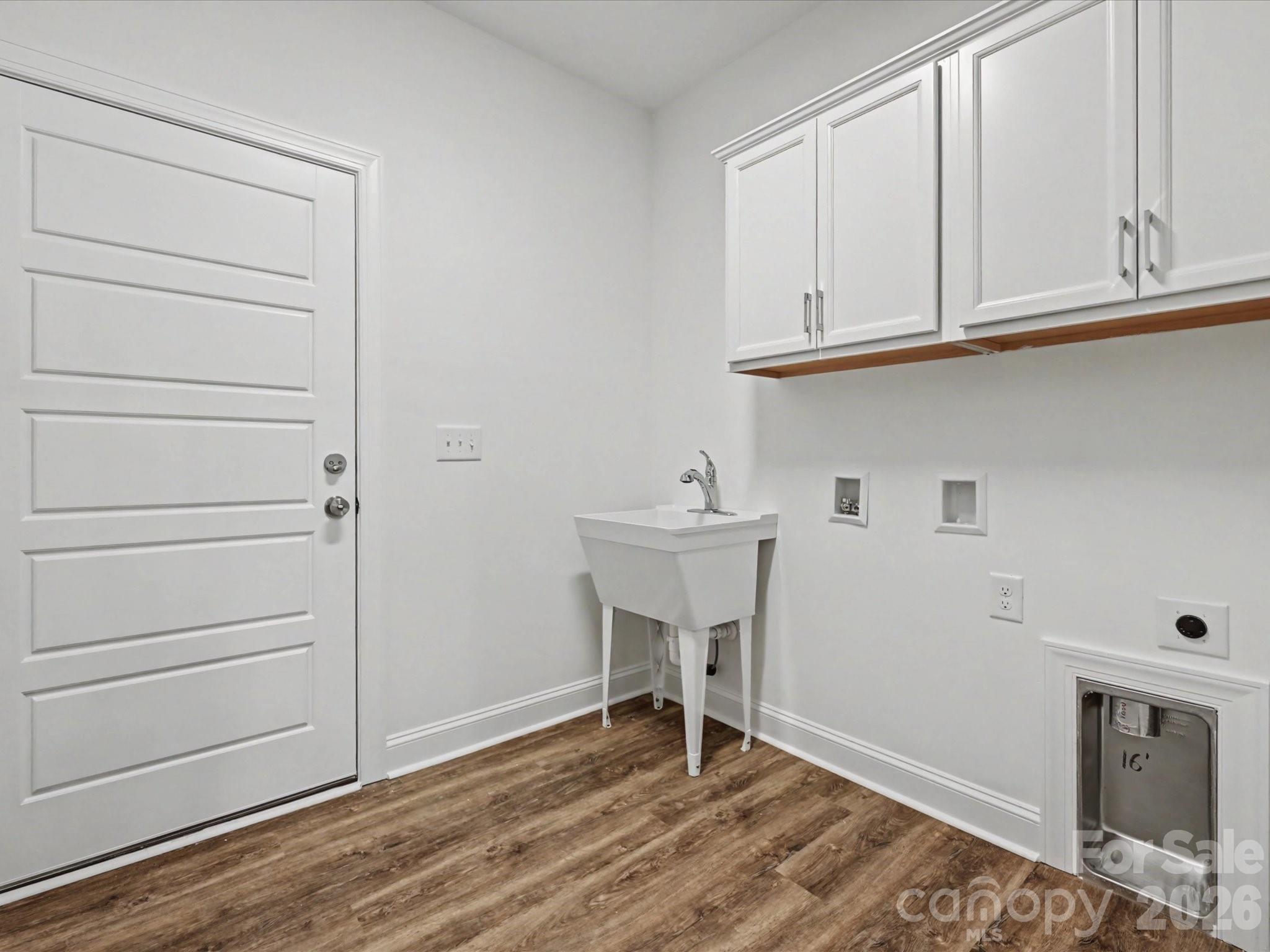3003 Buffet Lane Property Photo 27