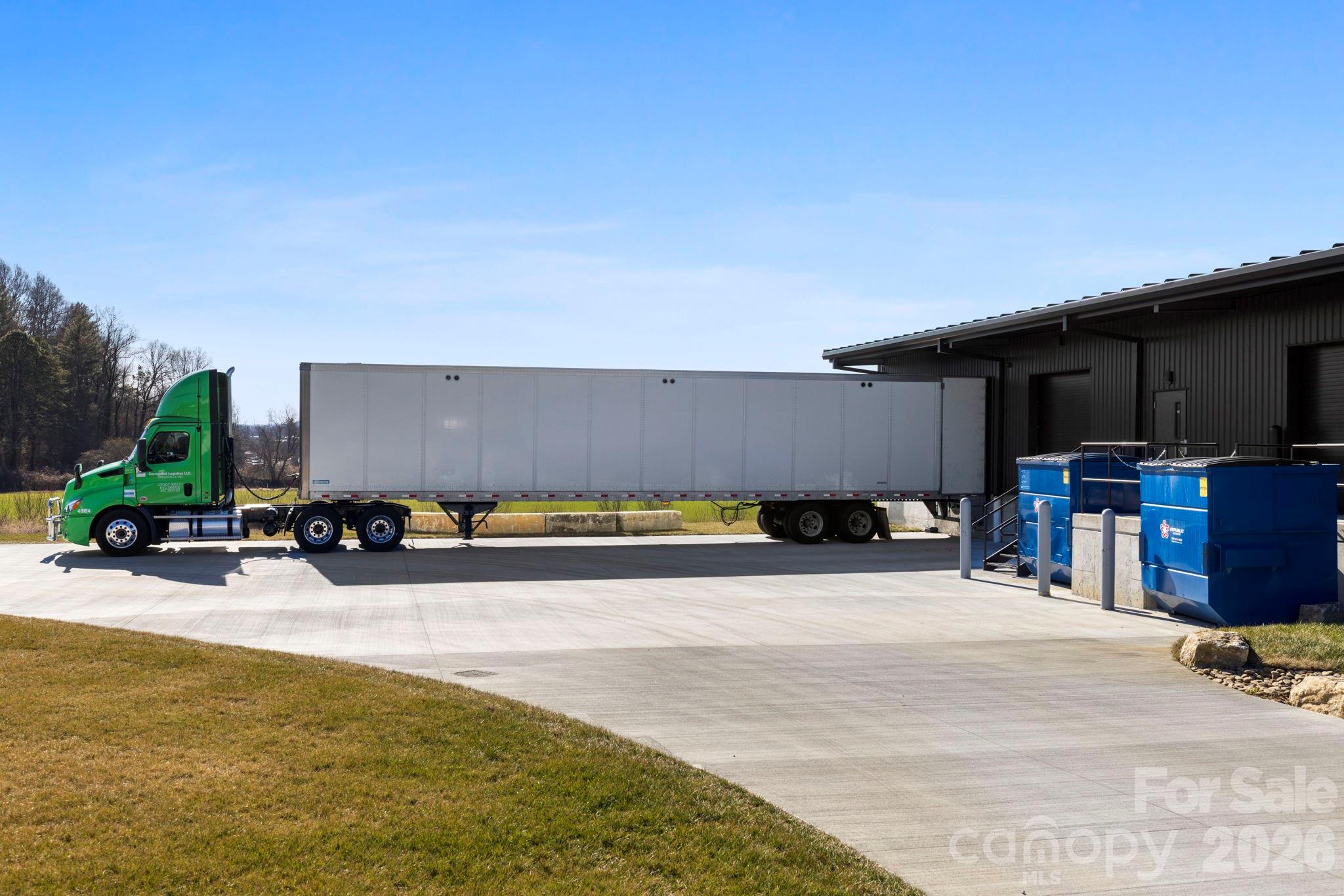 110 Commercial Boulevard Property Photo 10