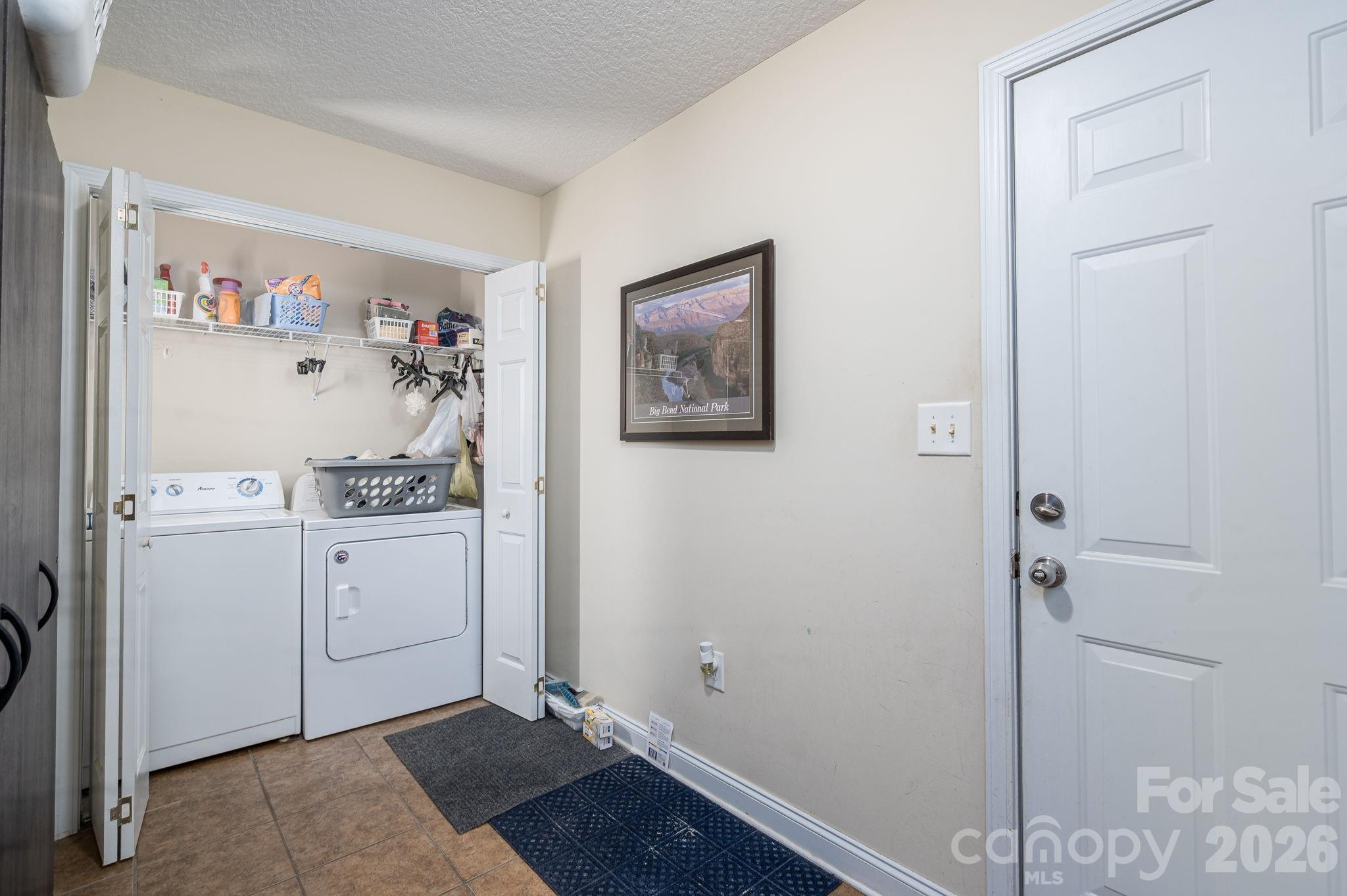 104 Lakewood Drive Property Photo 14