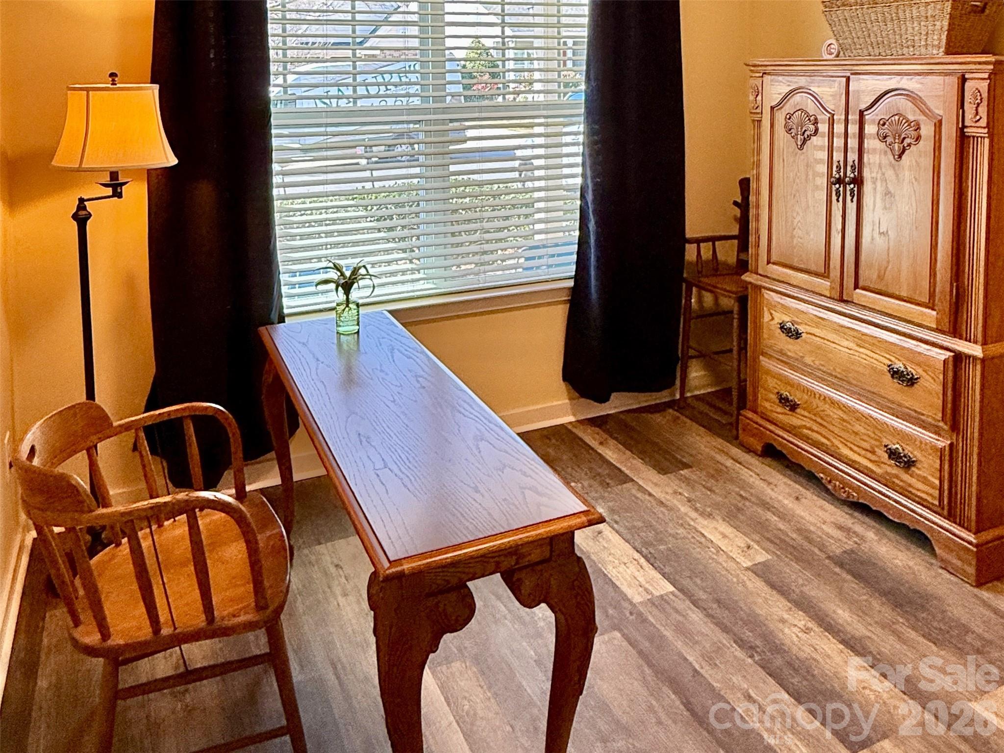 5227 Crystal Lakes Drive Property Photo 18