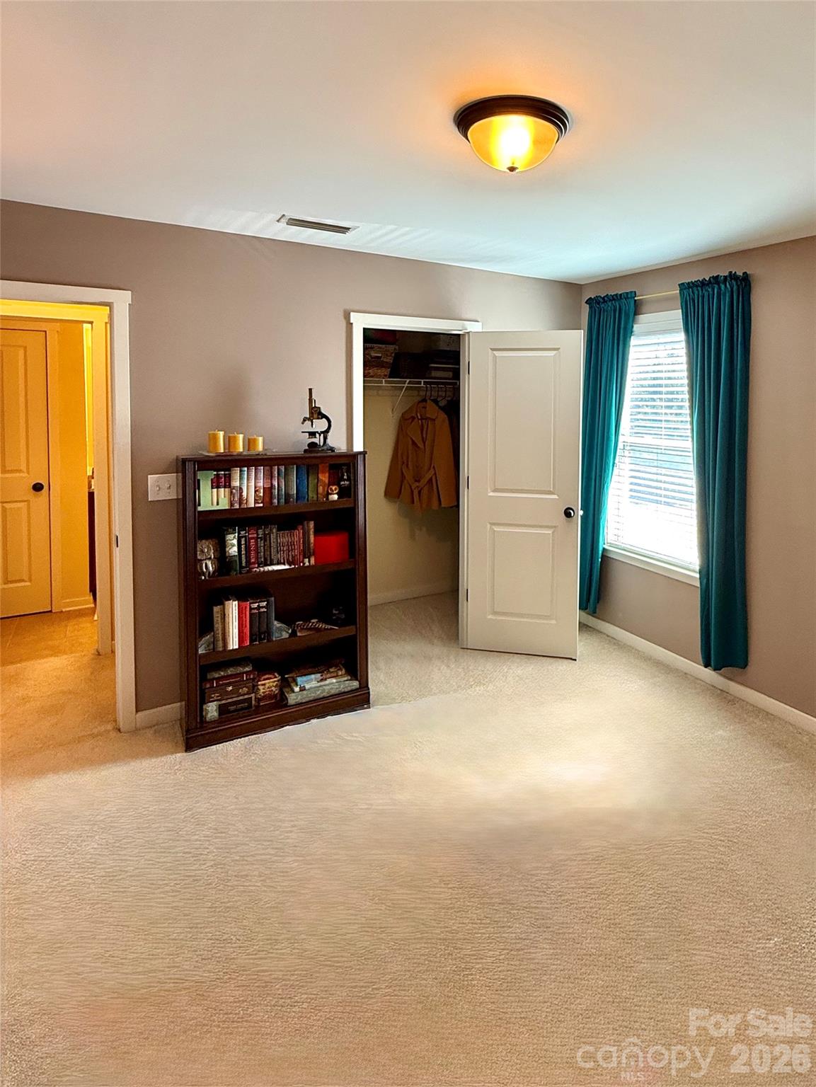 5227 Crystal Lakes Drive Property Photo 19