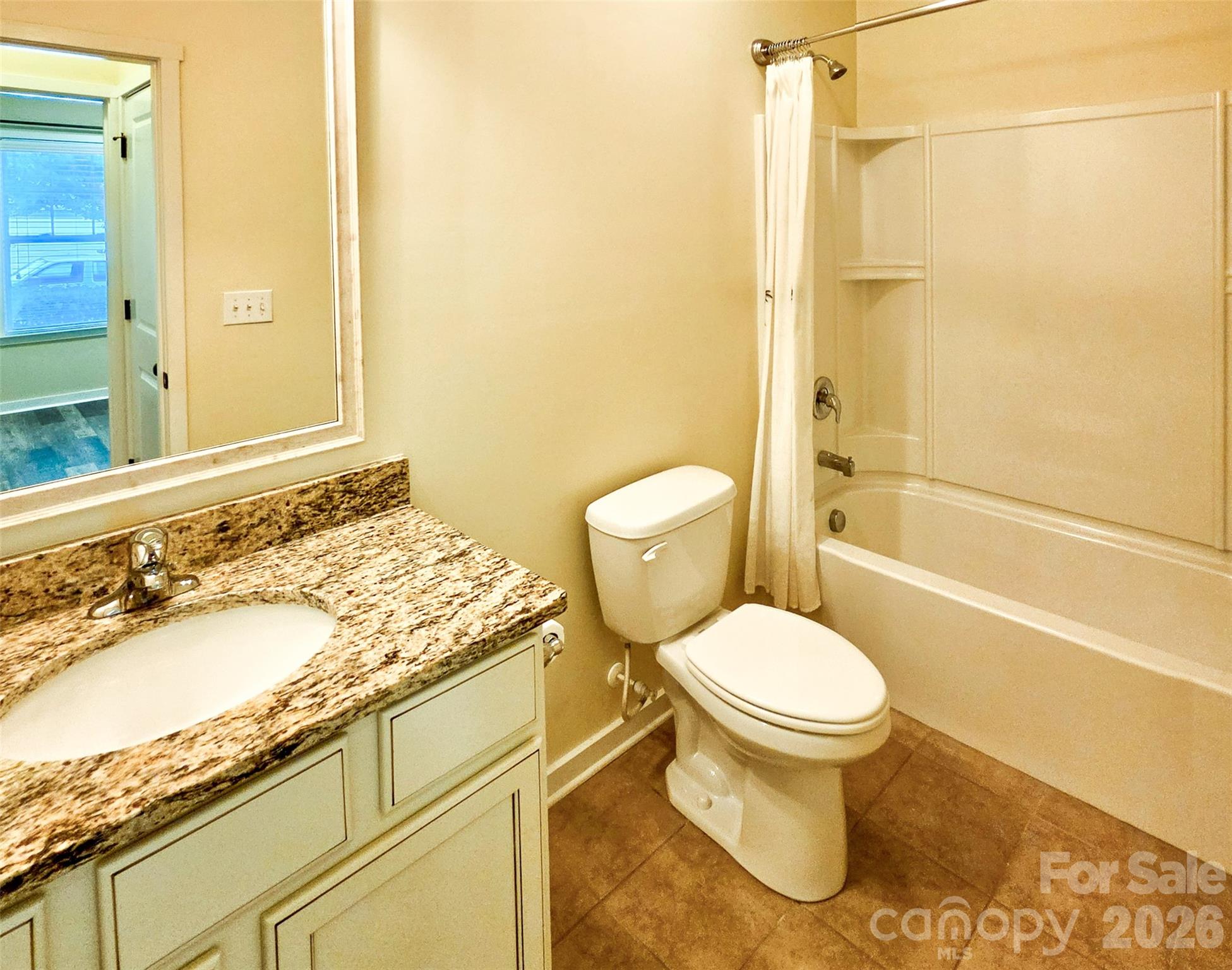 5227 Crystal Lakes Drive Property Photo 19