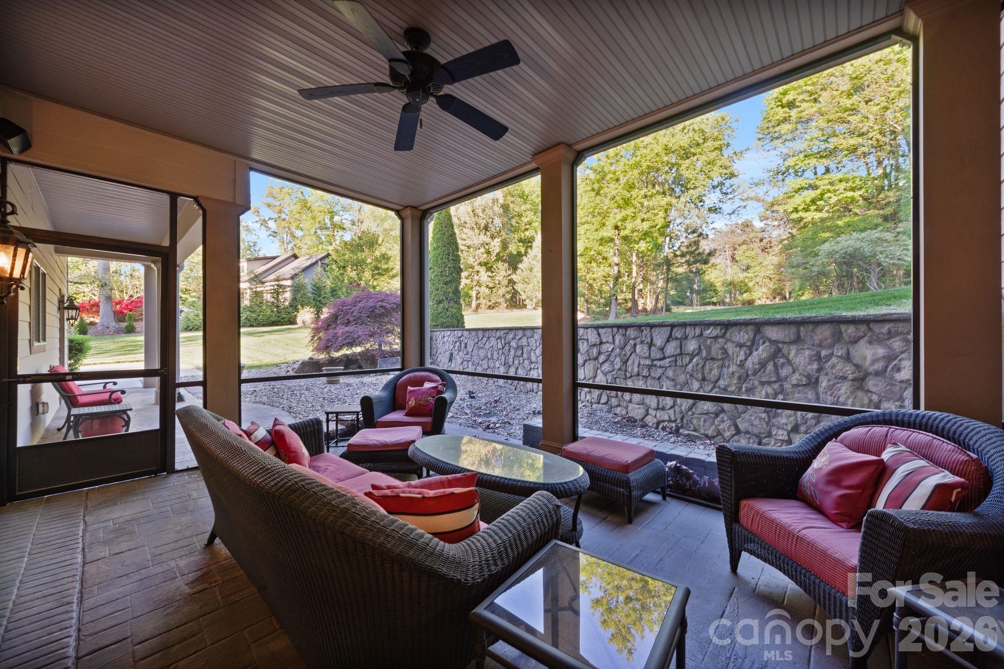8056 Windsong Road Property Photo 32