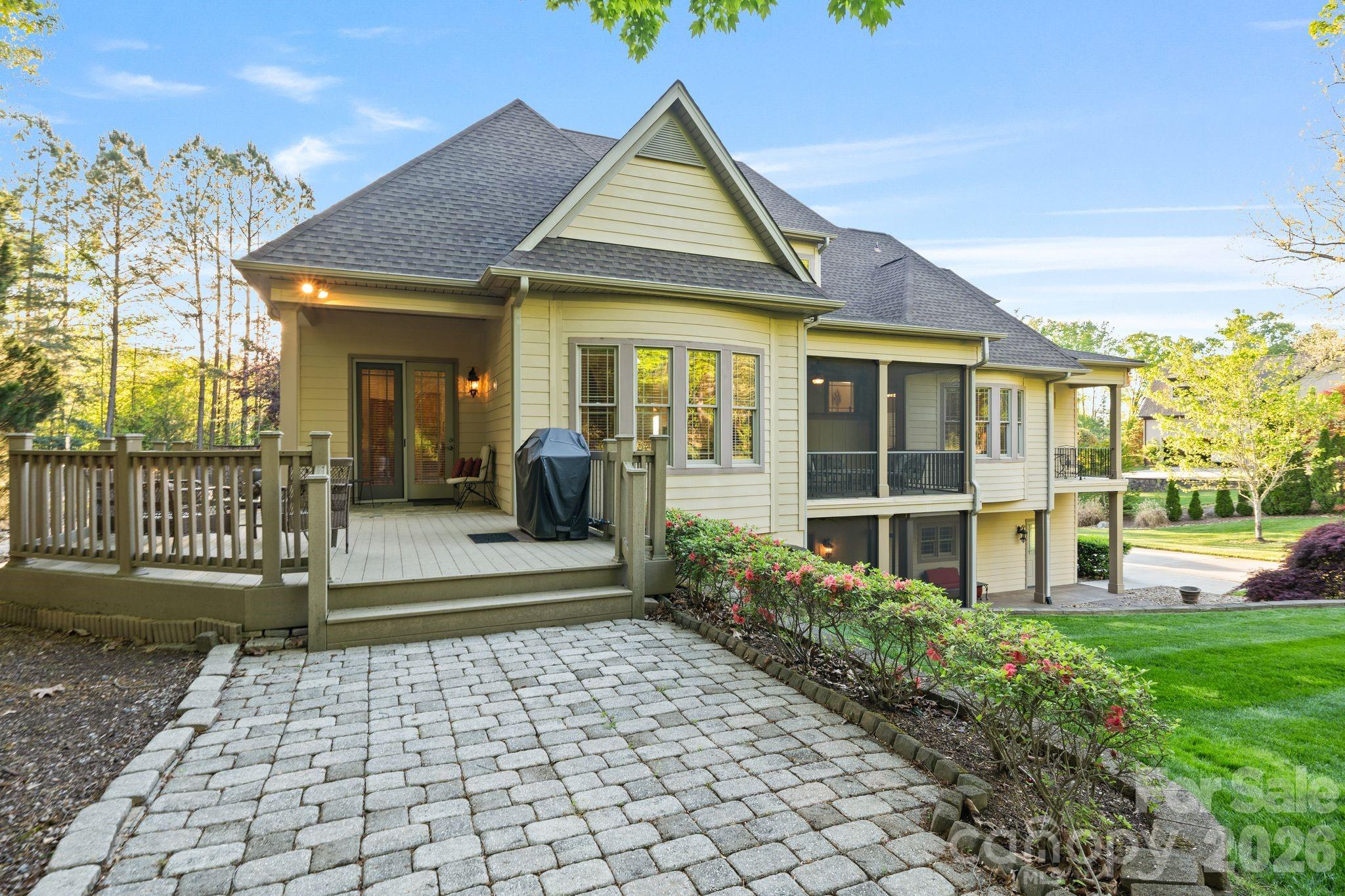 8056 Windsong Road Property Photo 44
