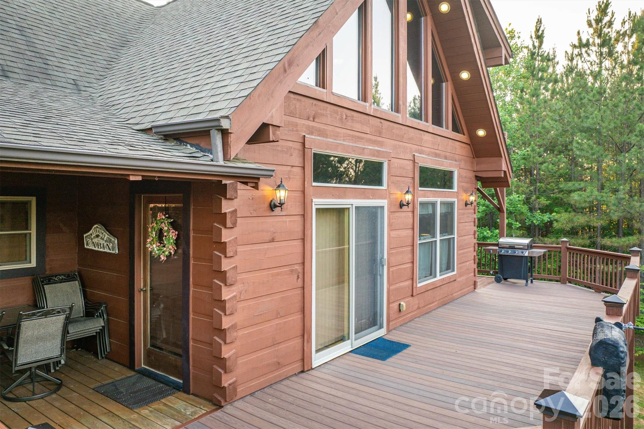 16 Saratoga Drive Property Photo 13
