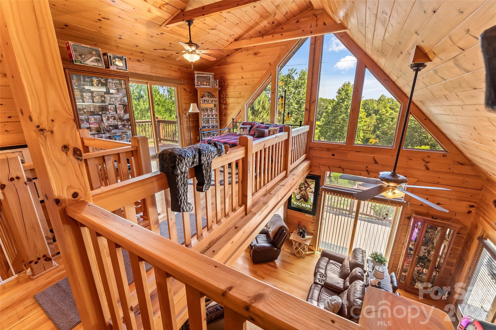 16 Saratoga Drive Property Photo 34