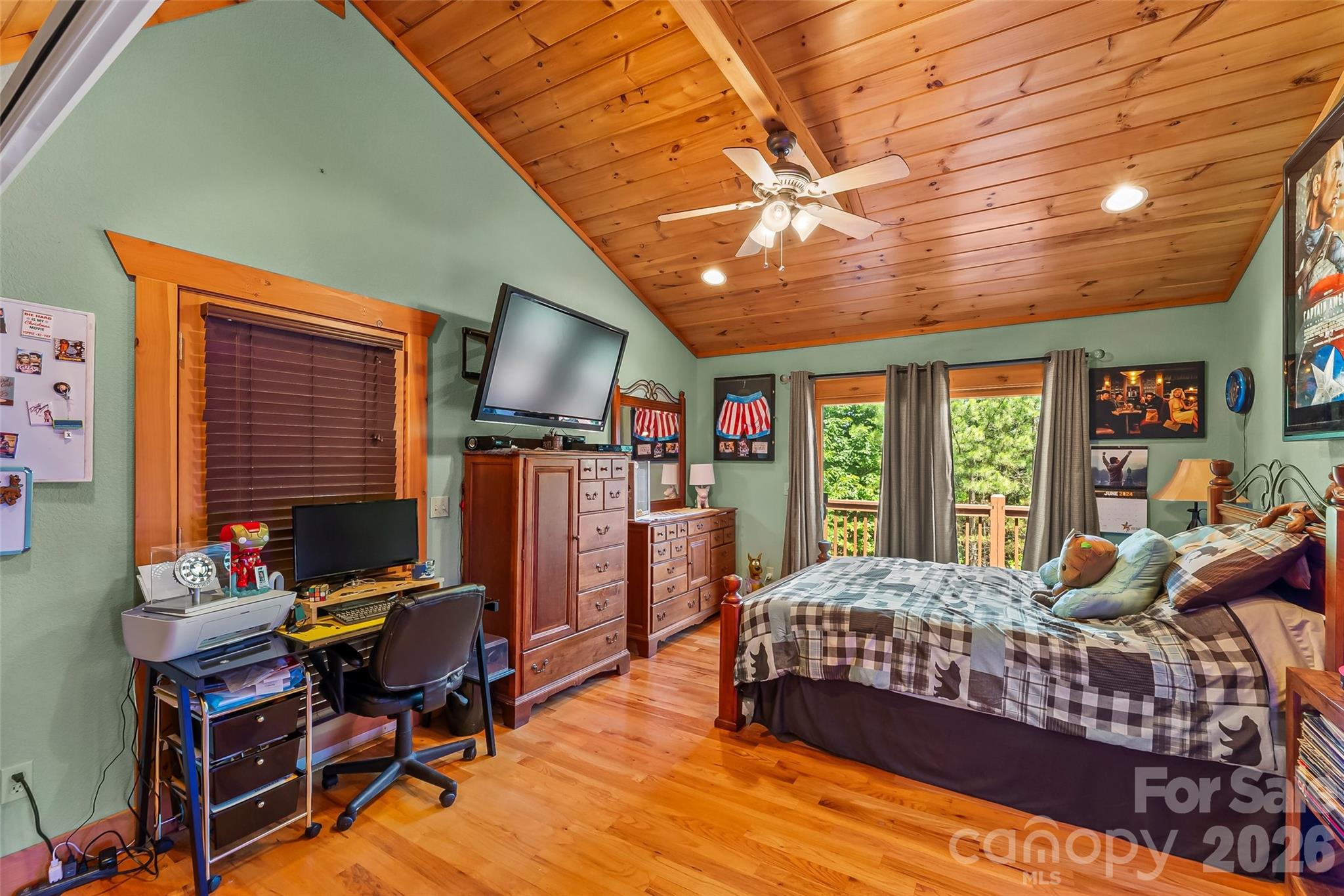 16 Saratoga Drive Property Photo 35